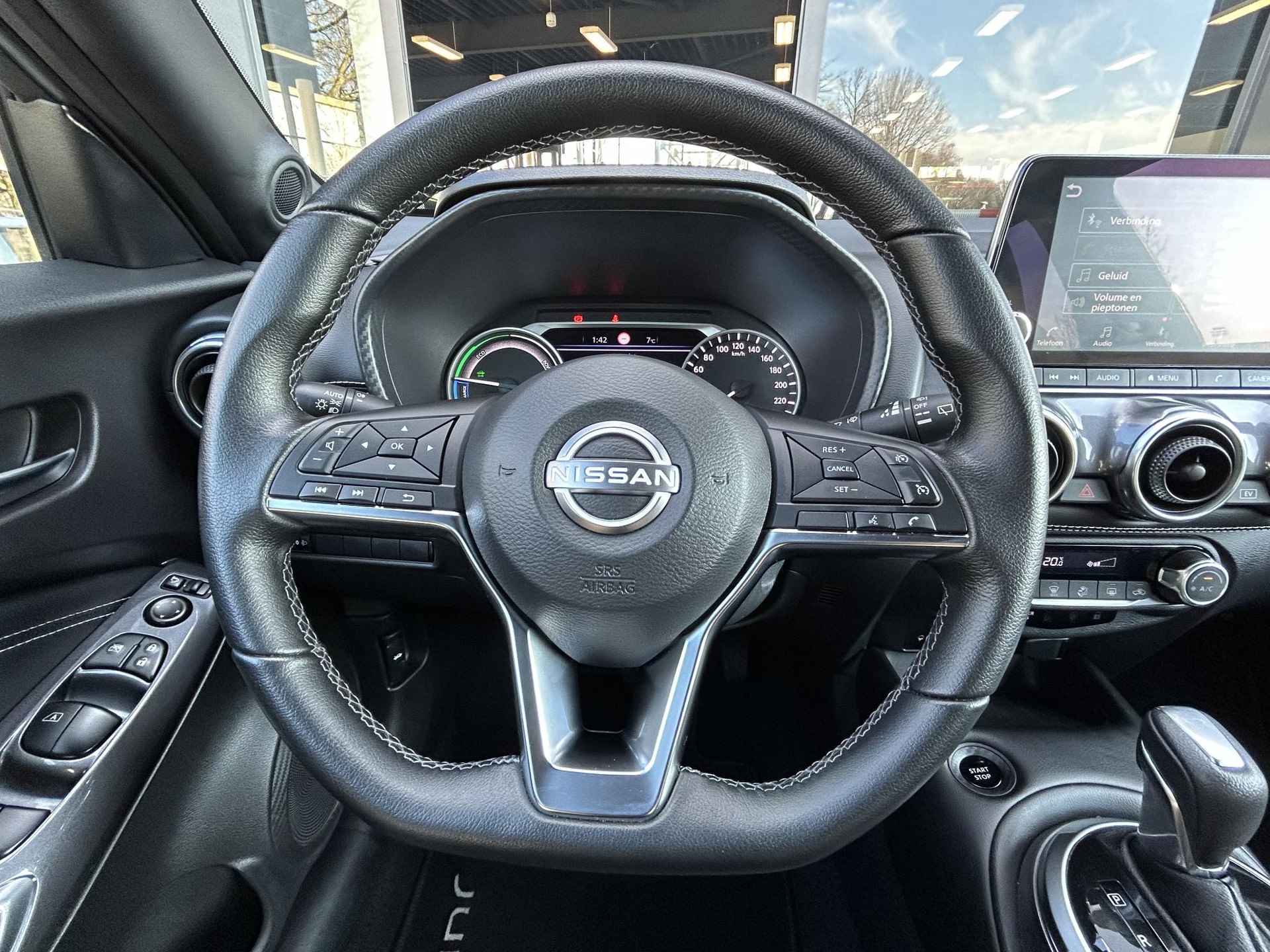 Nissan Juke 1.6 Hybrid N-Connecta | Achteruitrijcamera | Apple Carplay | Cruise Control - 23/27