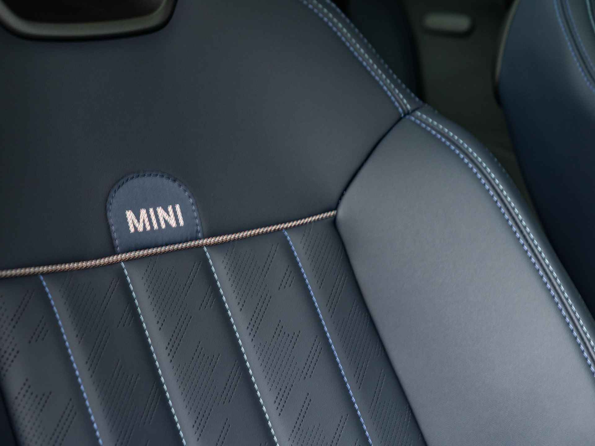 MINI 5-deurs Cooper S Favoured Trim + Package XL | Maximaal MINI - 10/35