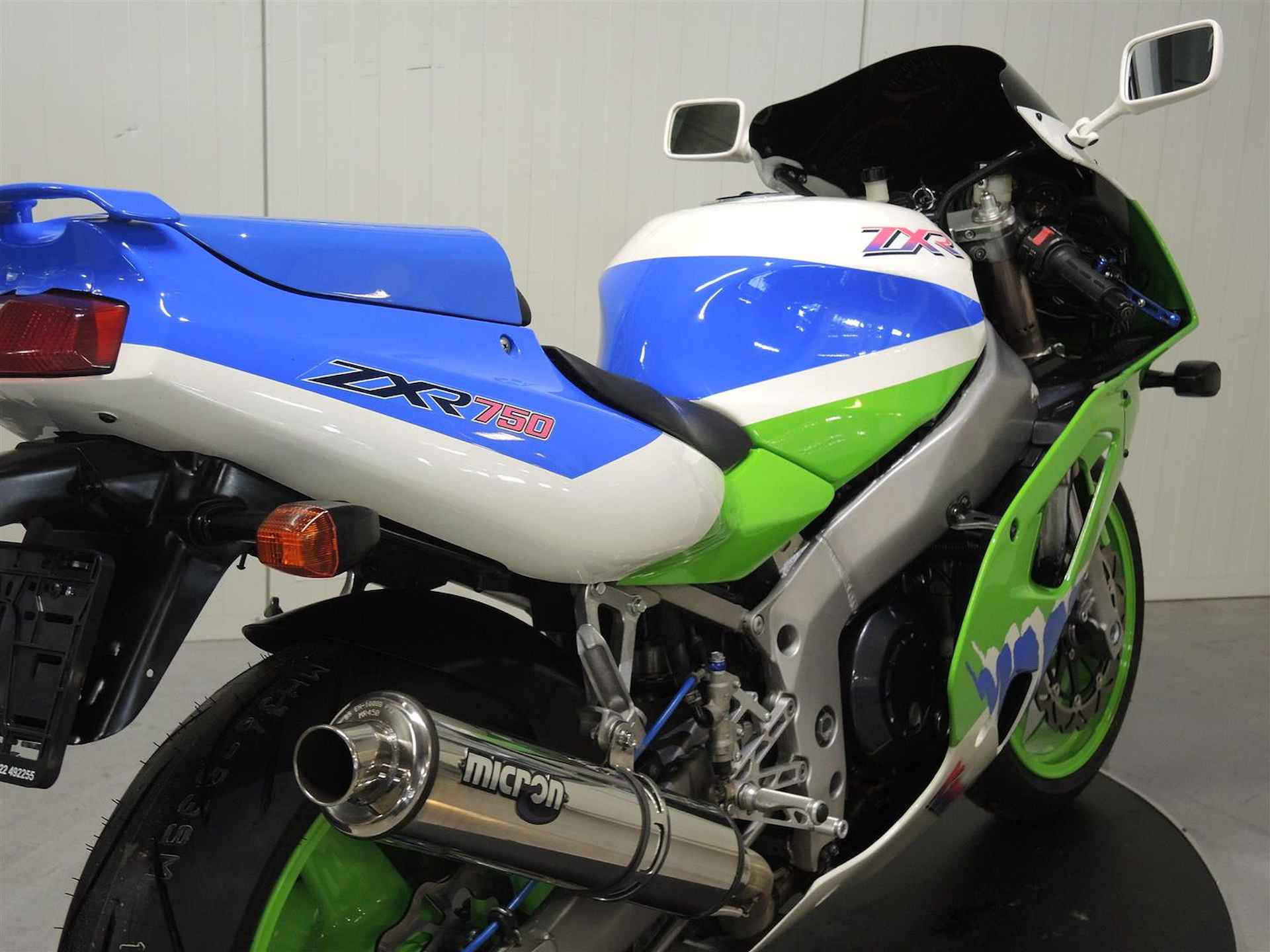 Kawasaki ZXR 750 - 1993 - 14/16