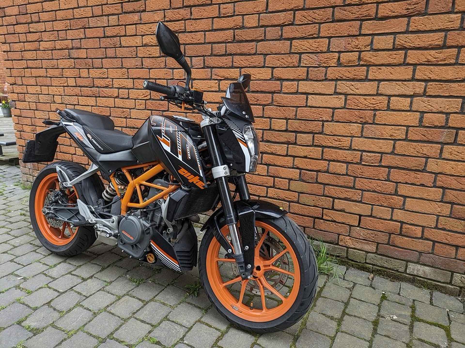 KTM 390 DUKE - 3/9