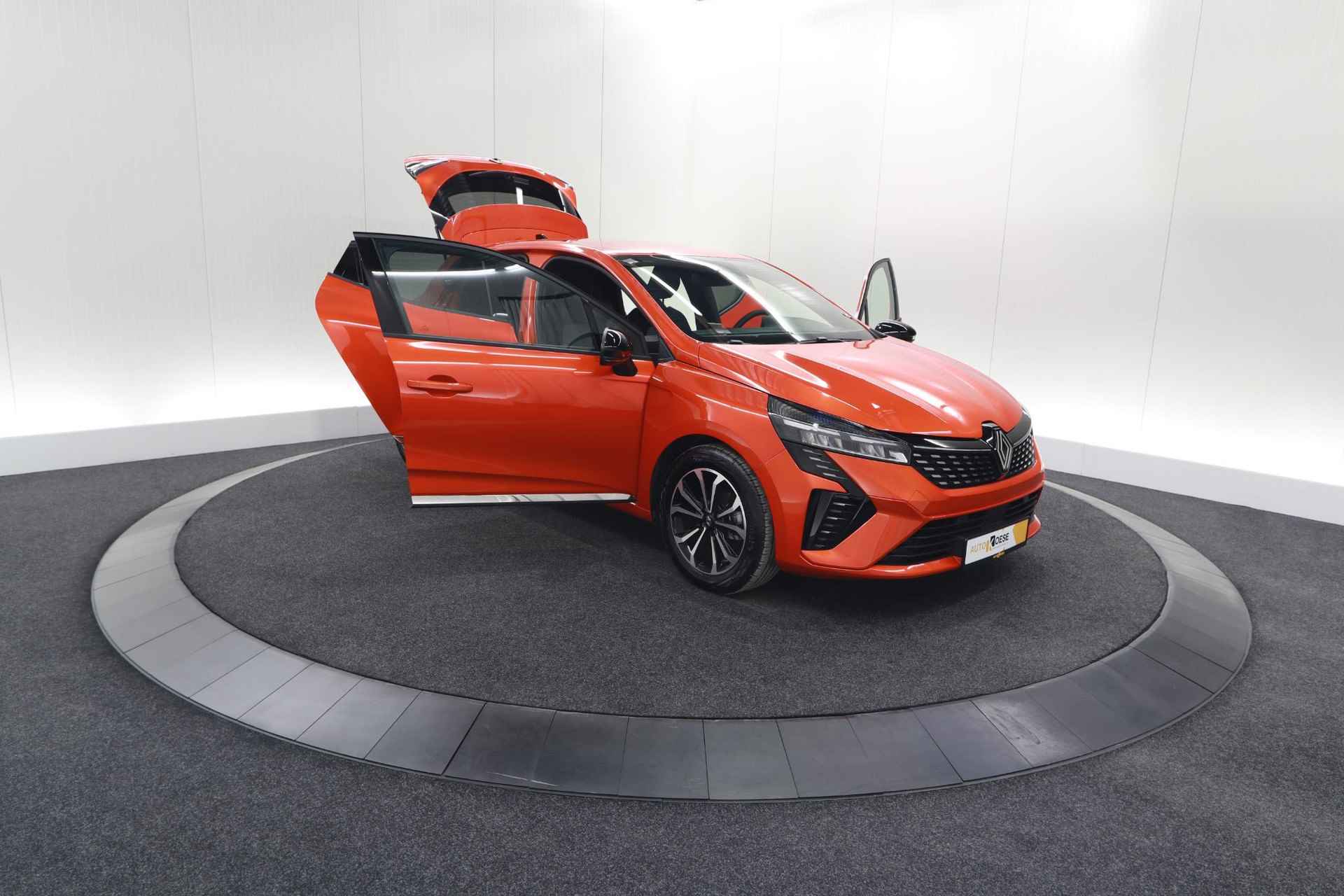 Renault Clio TCe 90 GPF Techno | Camera | Pack Winter | Navigatie | Apple Carplay | Parkeersensoren - 78/81