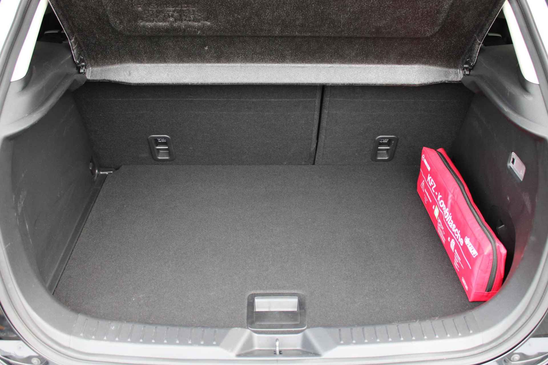 Mazda CX-3 2.0 SkyActiv-G 120 Dynamic Navigatie * Parkeersensoren * Licht metalen velgen * stoelverwarming * automatische airconditionering. - 8/27
