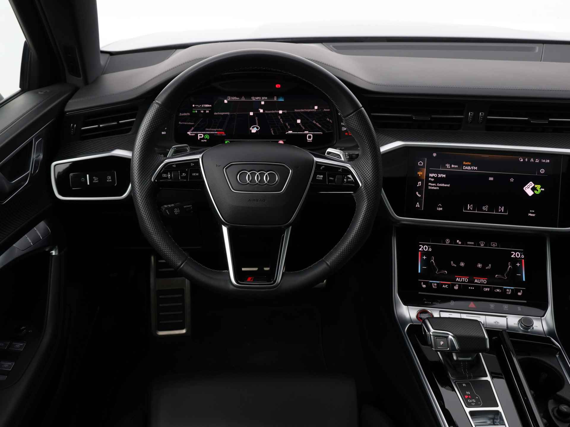 Audi RS6 Avant 4.0 TFSI 600 PK quattro | Keramisch | 305 km/u | RS Dynamic plus | Vierwielsturing | B&O | Pano | Servo | Trekhaak | 22" | Head-up | Matrix Laser - 33/62