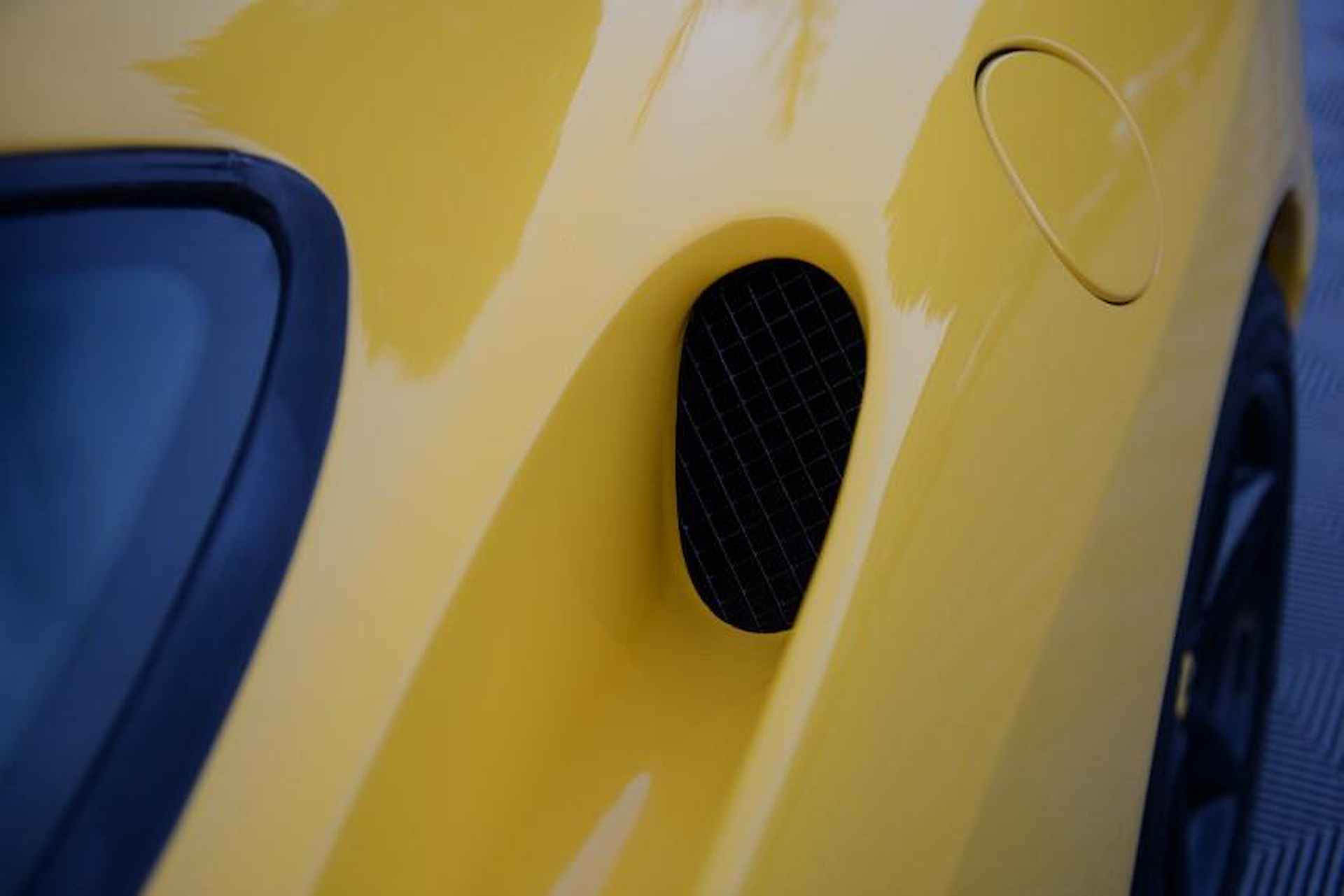 Ferrari 360 3.6 V8 Modena / Handgeschakelde 6 bak / Compleet Nieuw Interieur / Airco / Elek Pakket / Stuurbekrachtiging / 18 Inch - 49/51