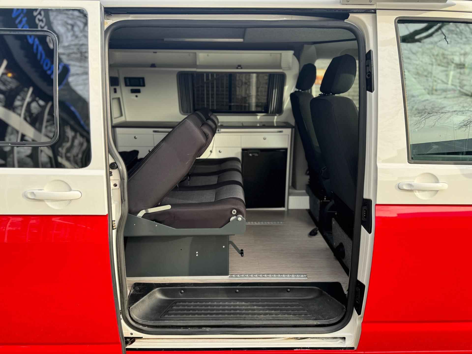 Volkswagen TRANSPORTER Camper|2018|1e eigenaar|Goed onderhouden|Volledig ingebouwd|2 bedden|Nieuwe APK|Unieke uitvoering - 27/92