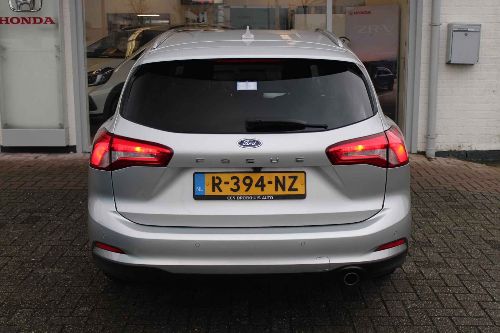 Ford Focus Wagon 1.0 EcoBoost 125pk Automaat Titanium X Business - 12/30