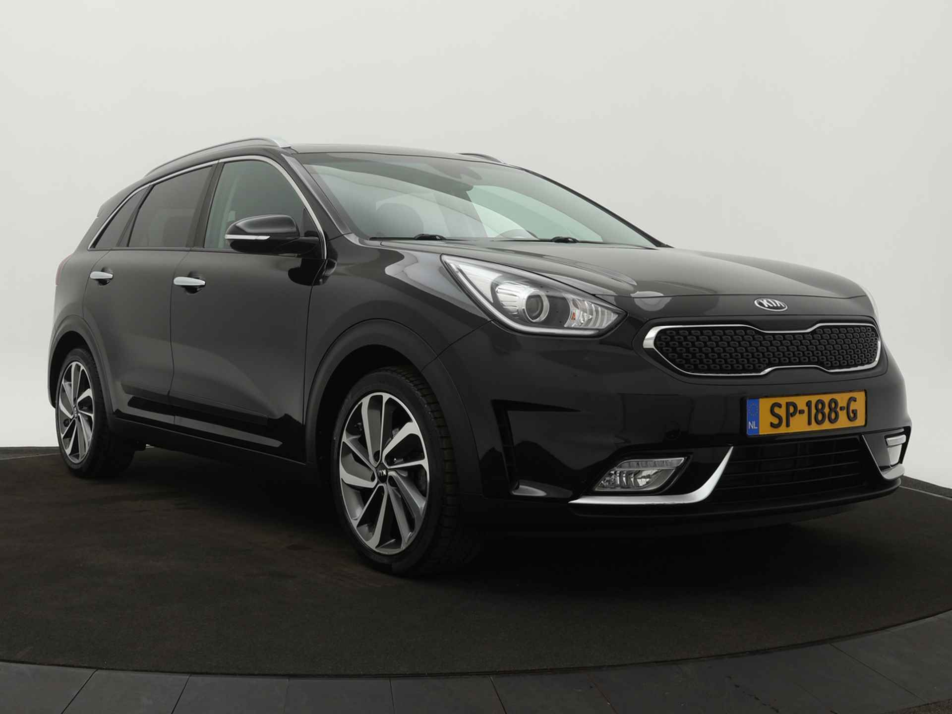 Kia Niro 1.6 GDi Hybrid Design Edition - Navigatie - Open dak - Stoelverwarming - 18" Lichtmetalen velgen - Fabrieksgarantie tot 05-2025 - 11/50