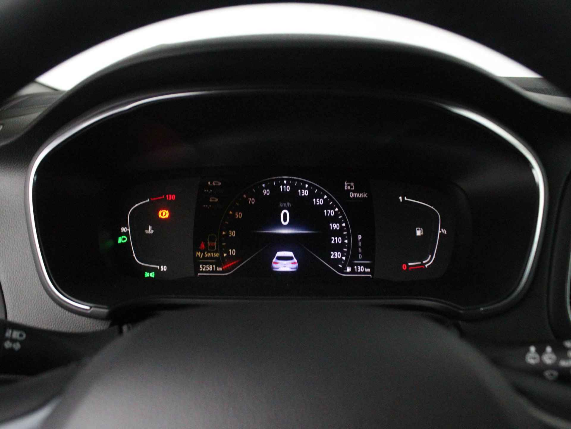 Renault Mégane 1.3 TCe 140 EDC Intens | Navi | Clima | Cruise | Apple Carplay/ Android Auto | PDC V+A | BTW/NL-Auto! - 5/45