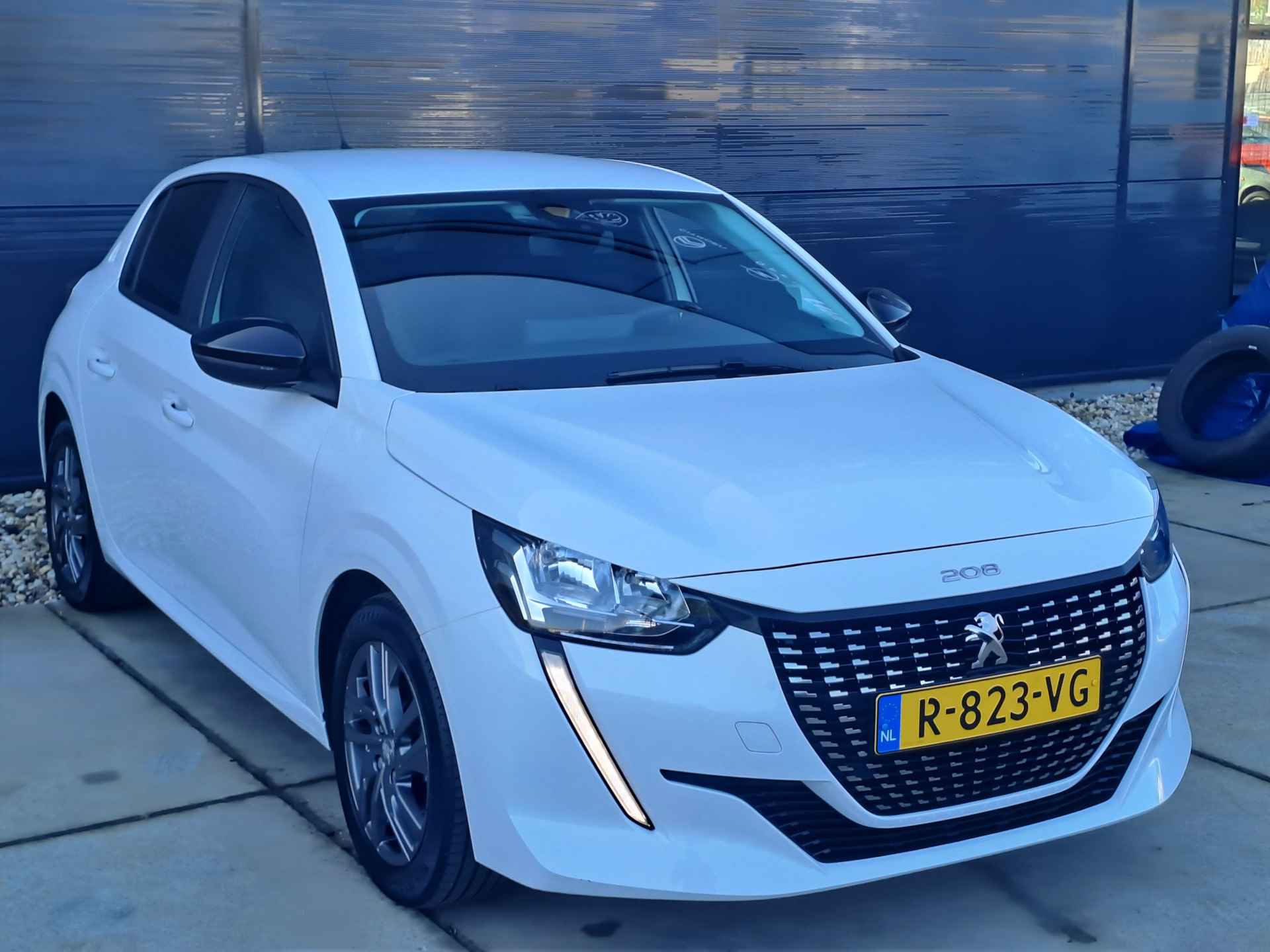 Peugeot 208 1.2 PureTech Active Pack | Navigatie | Lichtmetalen wielen - 7/45