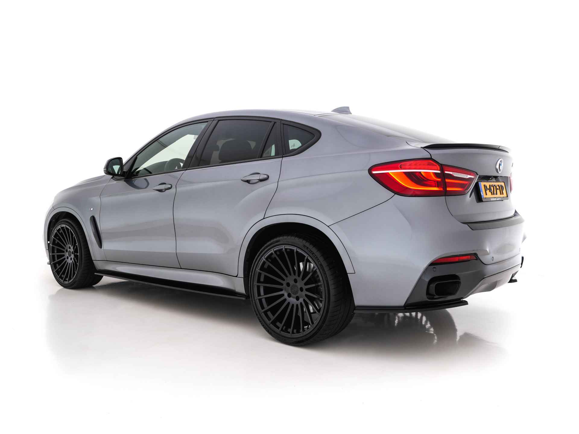 BMW X6 xDrive 50i MAXTON-Design High Executive M-Sportpack Aut. *PANO | DAKOTA-FULL-LEATHER | FULL-LED | MEMORY-PACK | HARMAN/KARDON-AUDIO | SHIFT-PADDLES | KEYLESS | SURROUND-VIEW | NAVI-FULLMAP | HEAD-UP | DAB | SPORT-SEATS | 22''ALU* - 4/45