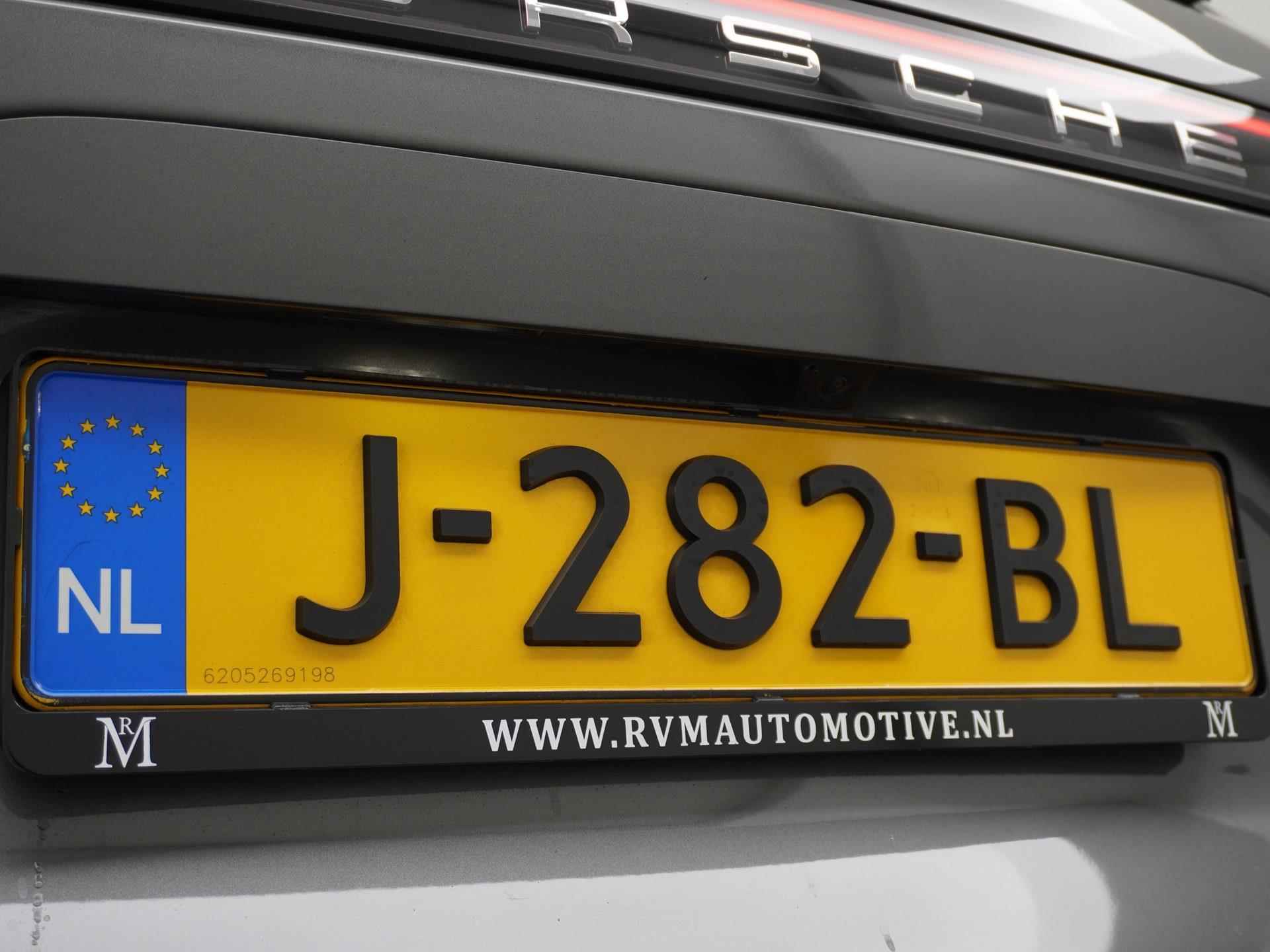 Porsche Cayenne 3.0 E-Hybrid Automaat ORG. NL. NAP KM. | SPORTCHRONO | DEALER ONDERH. | RIJKLAARPRIJS INC. 12 MND. BOVAGGARANTIE - 13/62