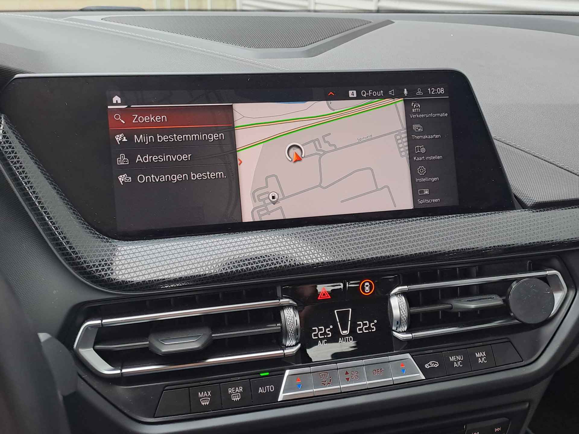 BMW 1-serie 118i Business Edition AUTOMAAT SportLine | Navigatie | Climate | Cruise | Digitaal cockpit | Live Cockpit Pro | Sensoren - 31/43