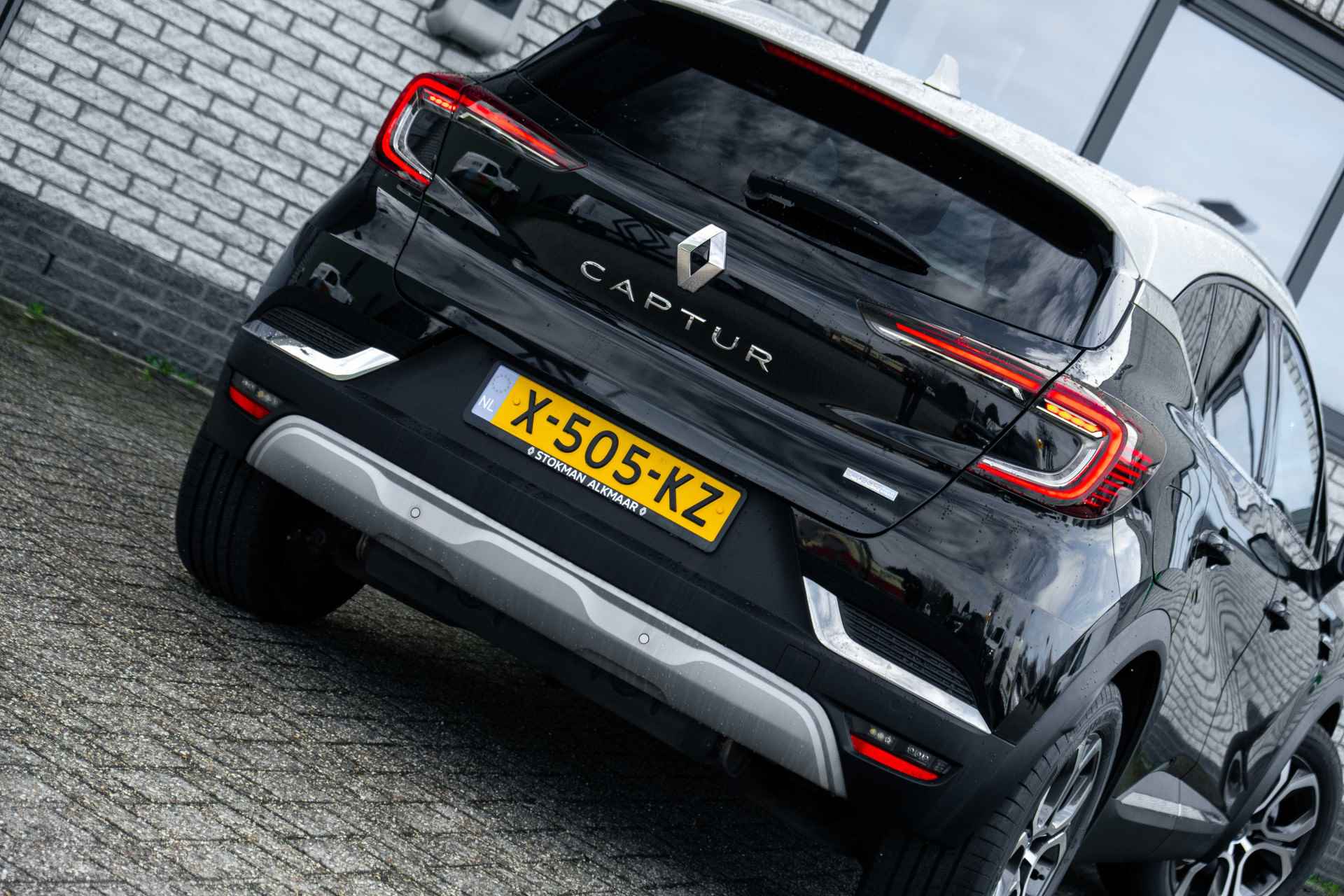 Renault Captur 1.6 E-Tech Plug-in Hybrid 160 PK Edition One | Stoelverwarming voor | Groot scherm | incl. Bovag rijklaarpakket met 12 maanden garantie - 20/65