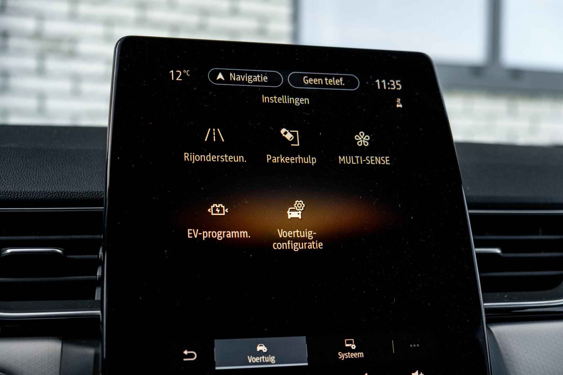 Renault Captur 1.6 E-Tech Plug-in Hybrid 160 PK Edition One | Stoelverwarming voor | Groot scherm | incl. Bovag rijklaarpakket met 12 maanden garantie - 57/65
