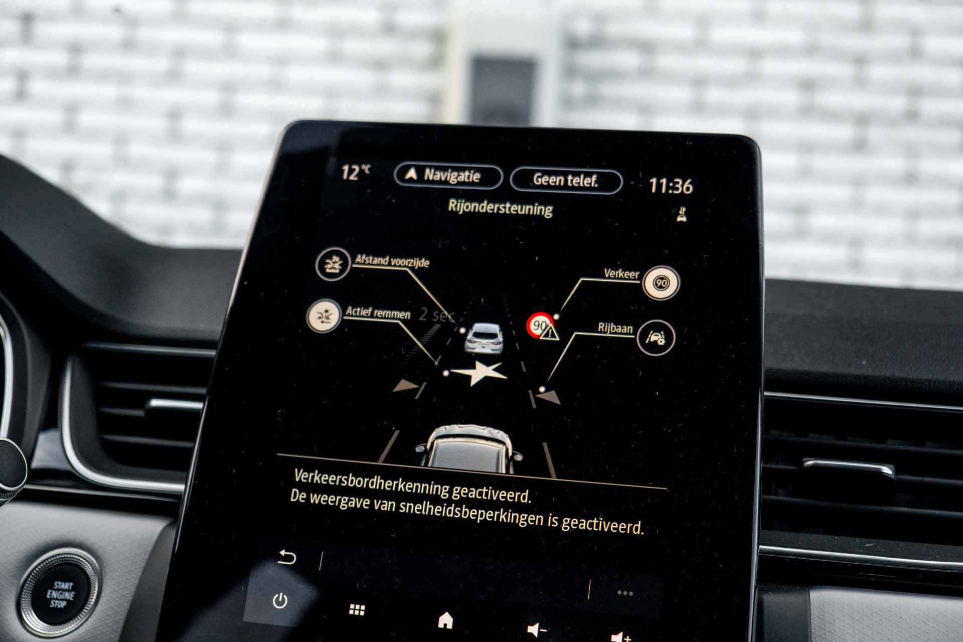 Renault Captur 1.6 E-Tech Plug-in Hybrid 160 PK Edition One | Stoelverwarming voor | Groot scherm | incl. Bovag rijklaarpakket met 12 maanden garantie - 58/65