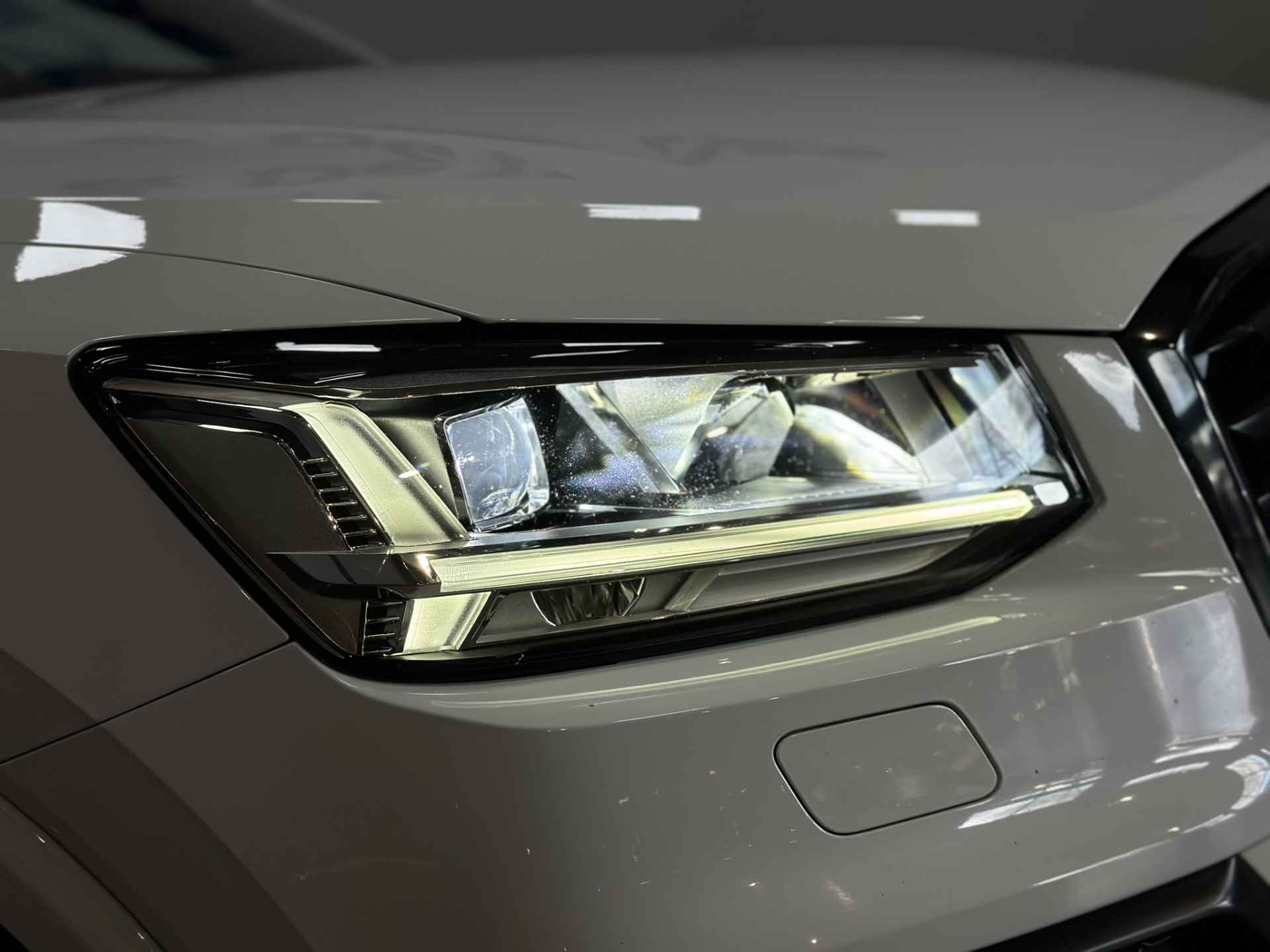 Audi Q2 35 TFSI 150 PK CoD Sport Edition S Line | LED | Half Leer | Navigatie | Cruise Control | Stoelvervarming | Isofix | NAP | - 8/37