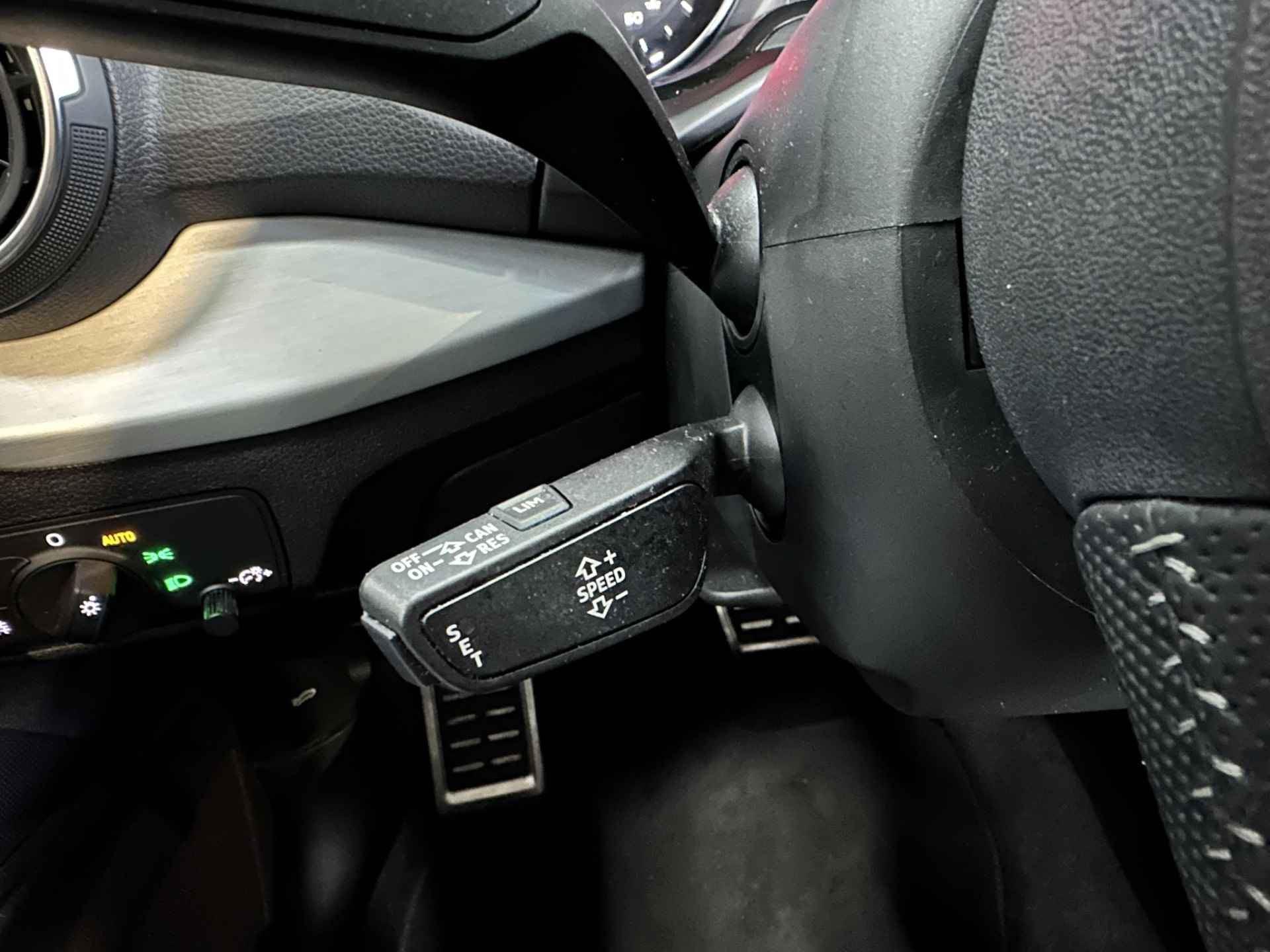 Audi Q2 35 TFSI 150 PK CoD Sport Edition S Line | LED | Half Leer | Navigatie | Cruise Control | Stoelvervarming | Isofix | NAP | - 17/37