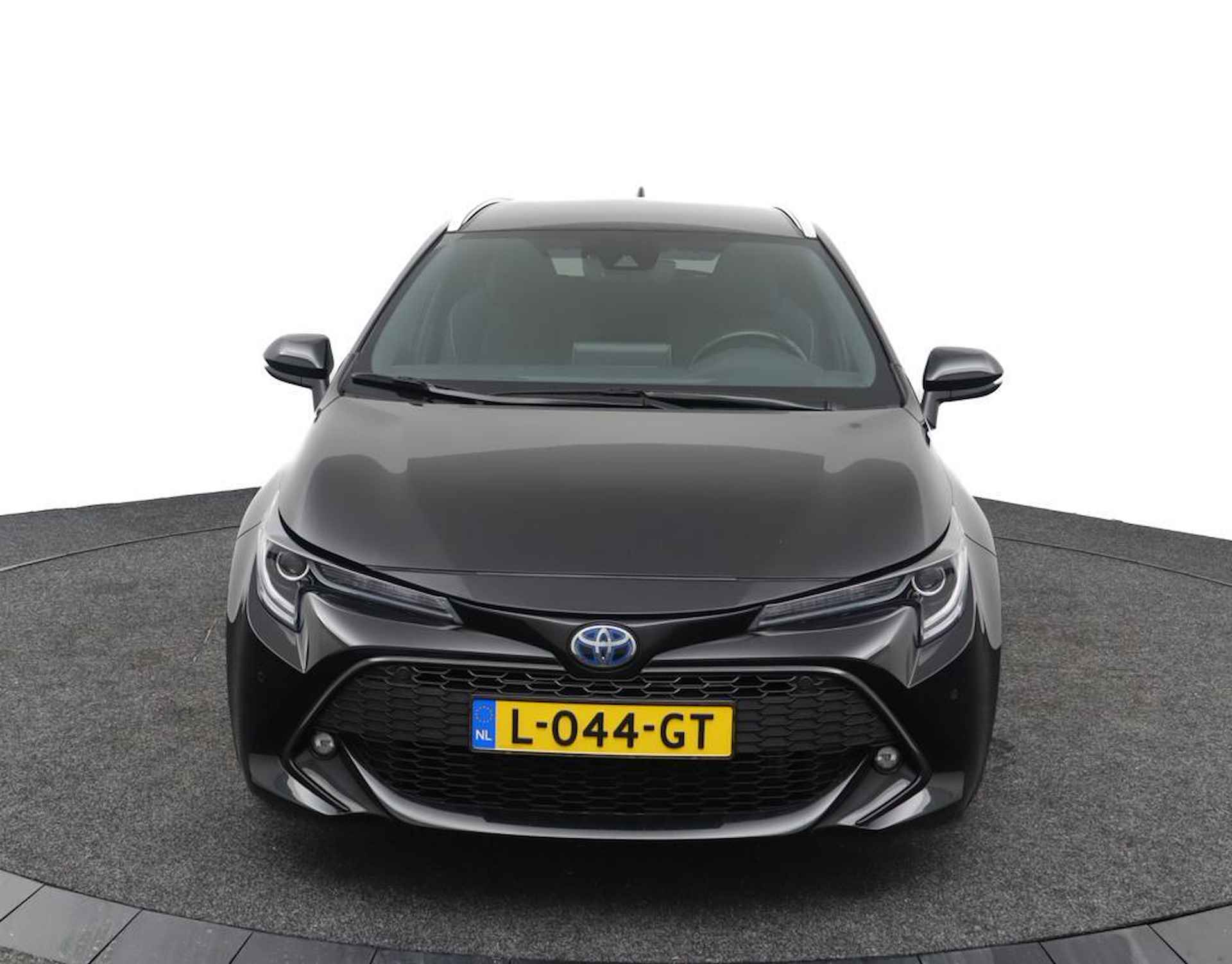 Toyota Corolla Touring Sports 1.8 Hybrid Business Plus | Trekhaak | Parkeerhulp | Parkeersensoren | Spiegel en stoelverwarming | - 13/42