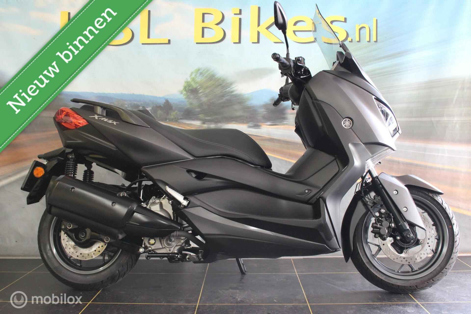 Yamaha XMAX 300 ABS - 1/11