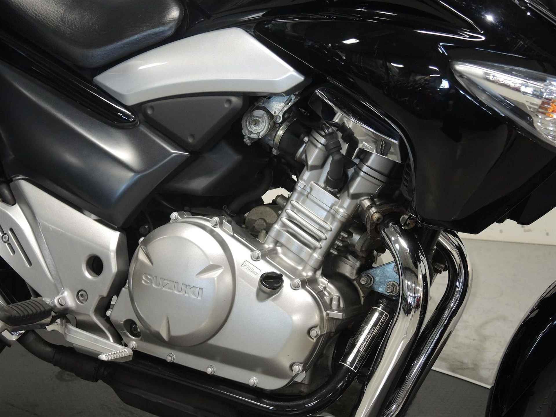 Suzuki Inazuma 250 - 2014 - 4/14