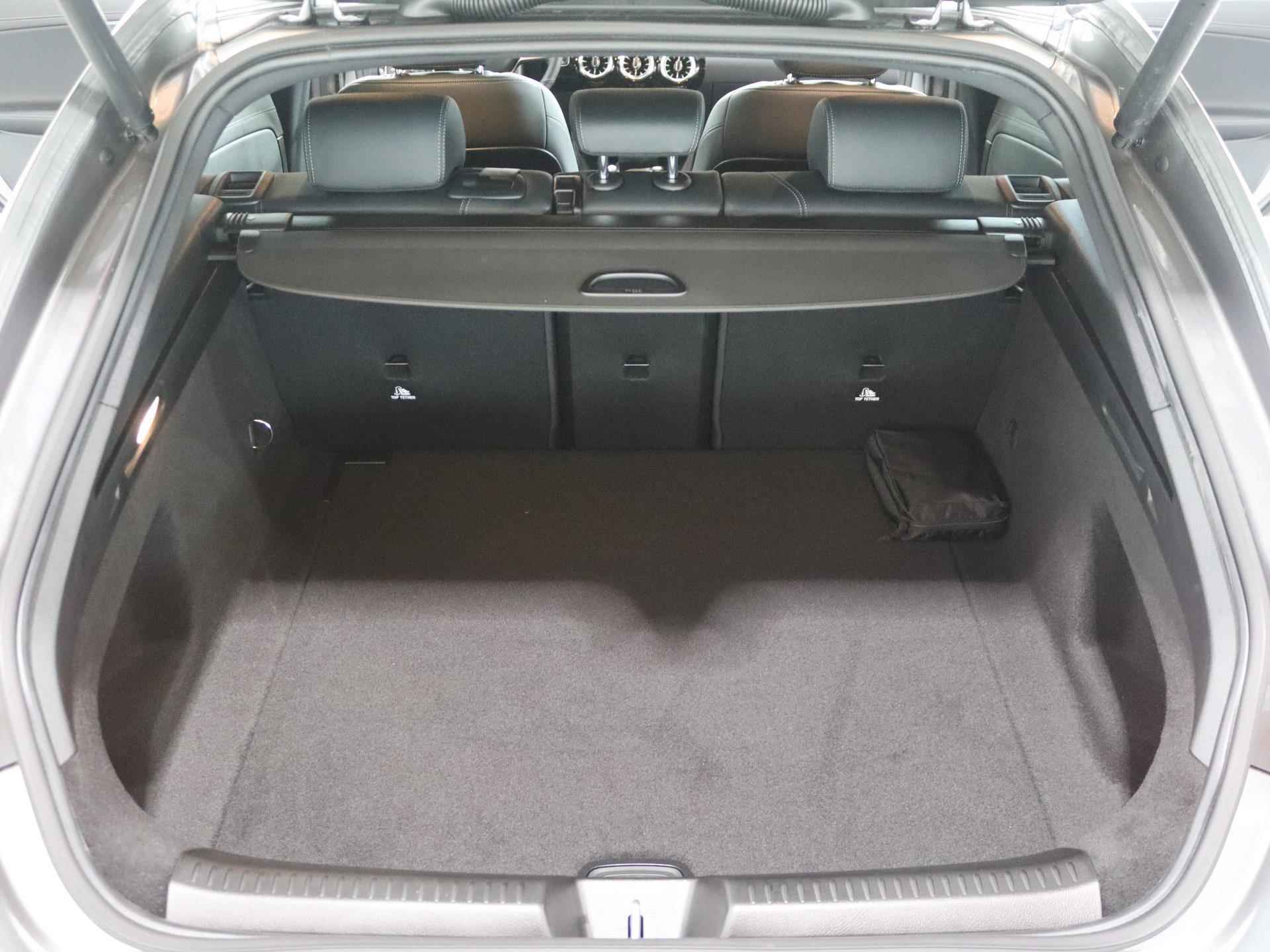 Mercedes-Benz CLA-klasse Shooting Brake 180 Luxury Line Premium | Panoramadak | Adaptieve Cruise control | Multibeam LED | Keyless Entry | Sfeerverlichting - 9/23