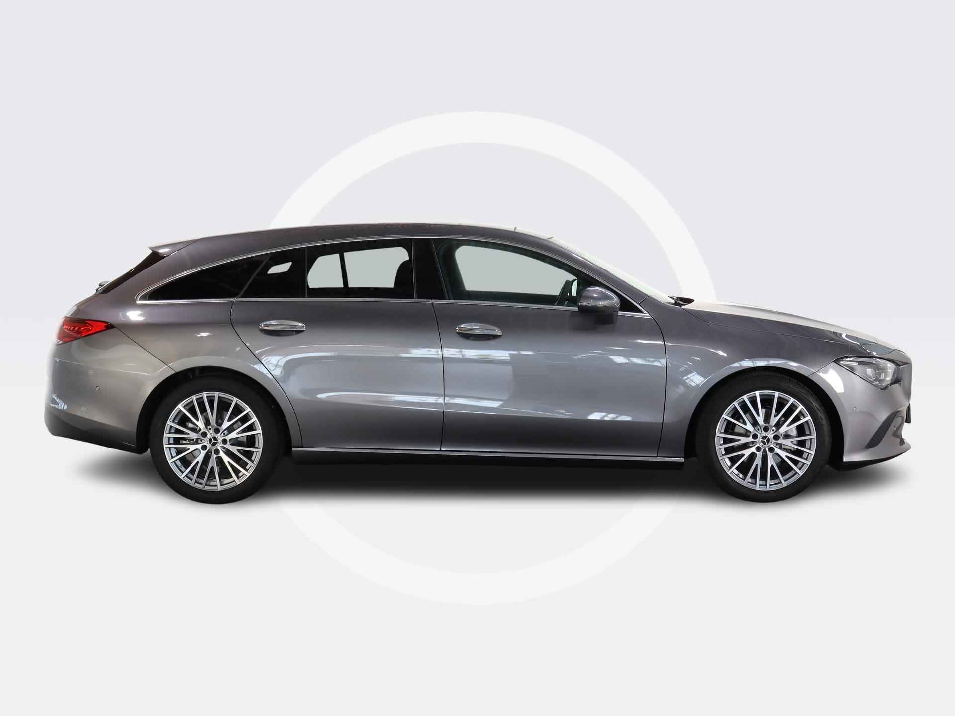 Mercedes-Benz CLA-klasse Shooting Brake 180 Luxury Line Premium | Panoramadak | Adaptieve Cruise control | Multibeam LED | Keyless Entry | Sfeerverlichting - 11/23