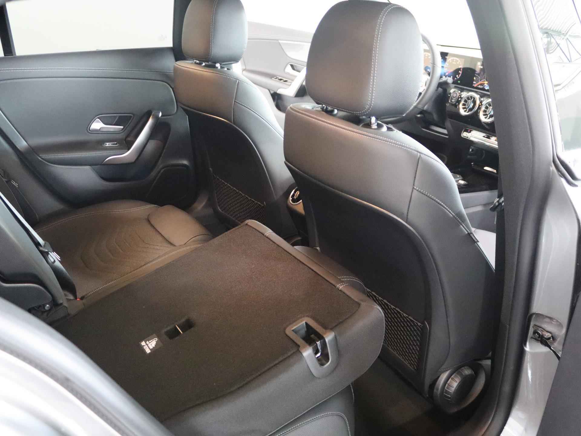 Mercedes-Benz CLA-klasse Shooting Brake 180 Luxury Line Premium | Panoramadak | Adaptieve Cruise control | Multibeam LED | Keyless Entry | Sfeerverlichting - 16/23