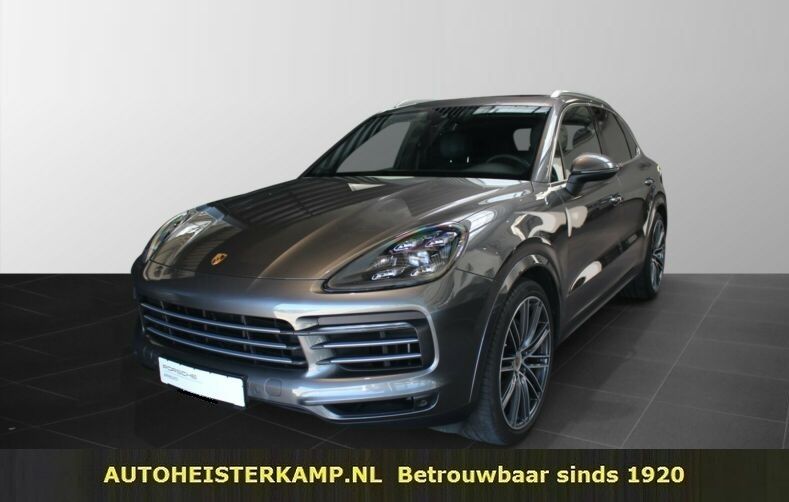 Porsche Cayenne 3.0 340 PK Luchtvering Trekhaak Panoramadak 22 Inch