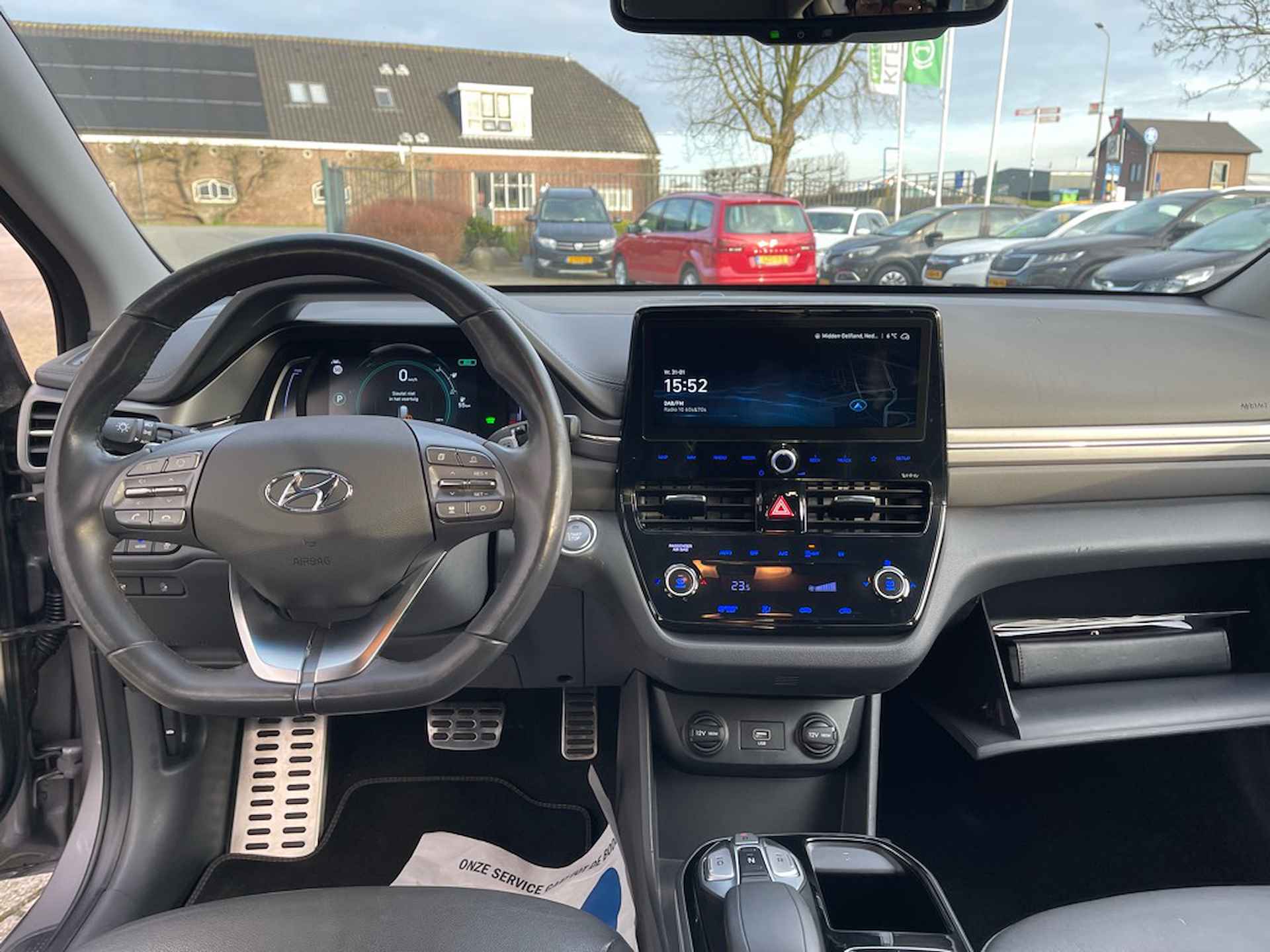 Hyundai IONIQ Premium EV 38 kWh, Nav, Carplay, Leder, Stoelverwarming - 14/30