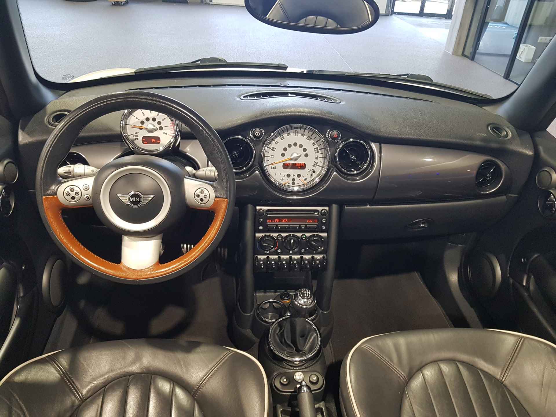 MINI Cabrio 1.6 Cooper S Sidewalk Volleder | Airco | Nette auto - 4/34