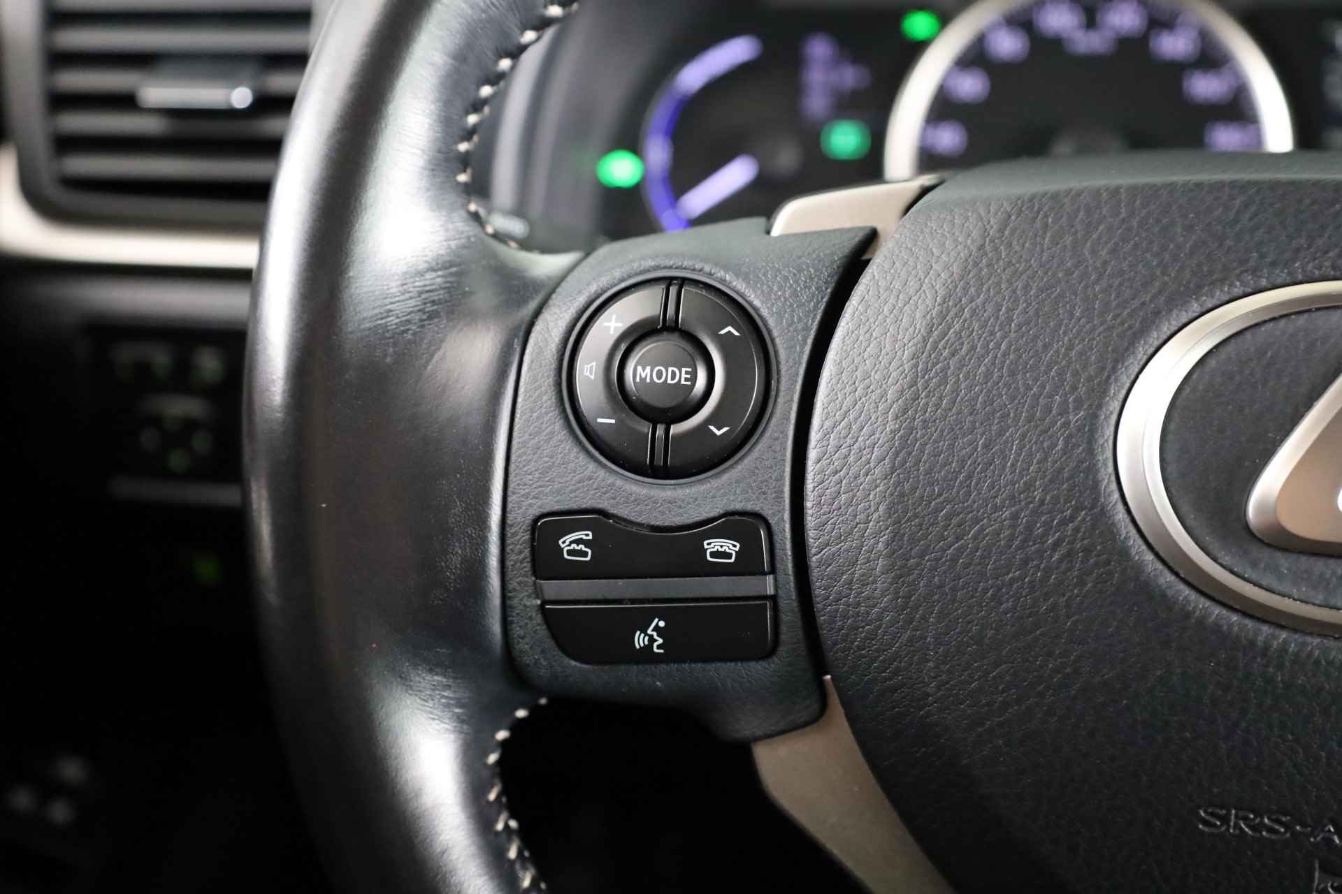 Lexus CT 200h Individual | Navigatie | Cruise control adaptief | - 22/48