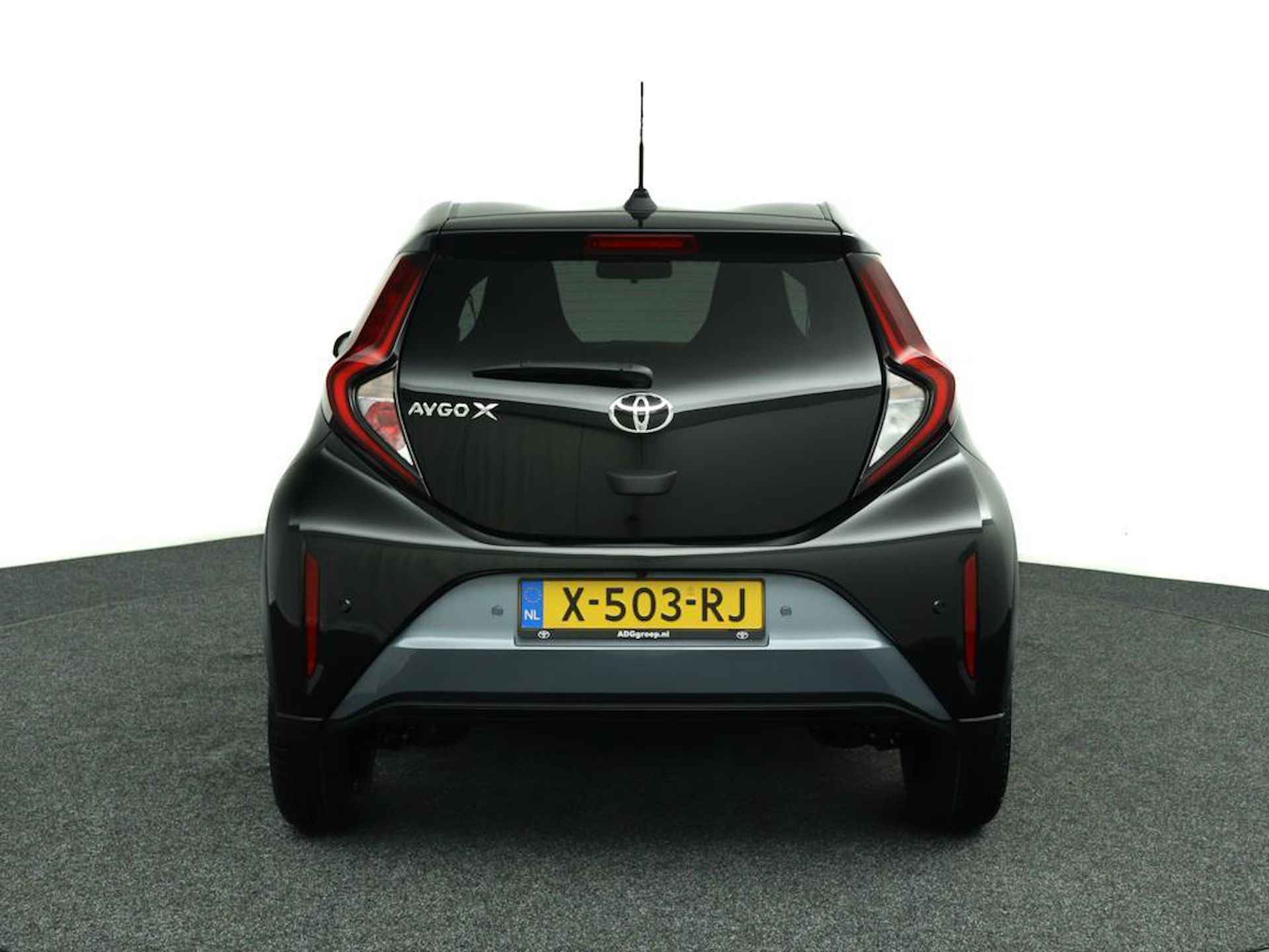 Toyota Aygo X 1.0 VVT-i S-CVT Premium Design Pack - 47/48