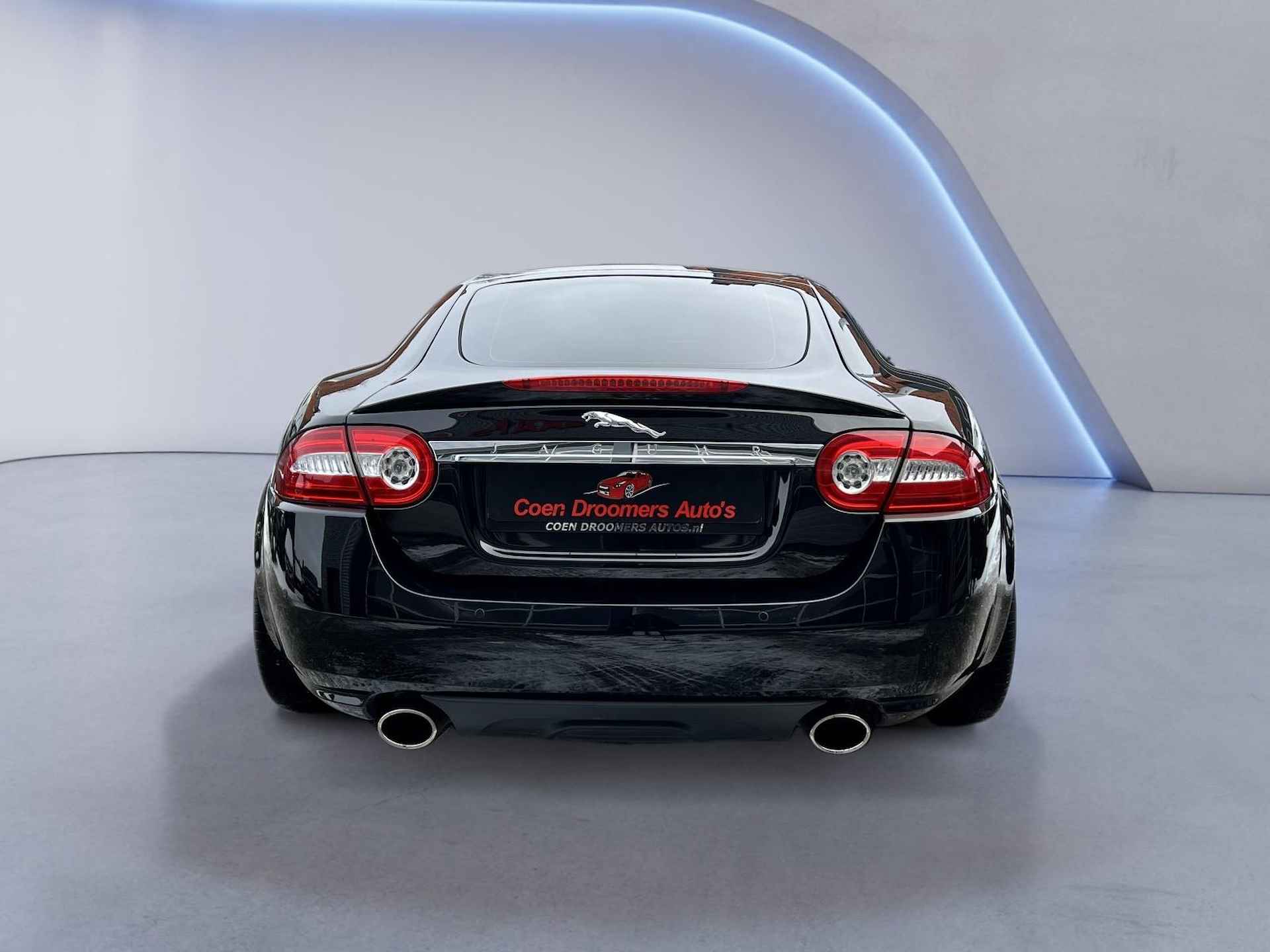 Jaguar XK 5.0 V8 Coupé Stoel Verkoeling/Verwarming, Cruise Control, Keyless, Park Sens, Luxe Leder, 19"Lichtmetalen velgen (MET GARANTIE*) - 4/35