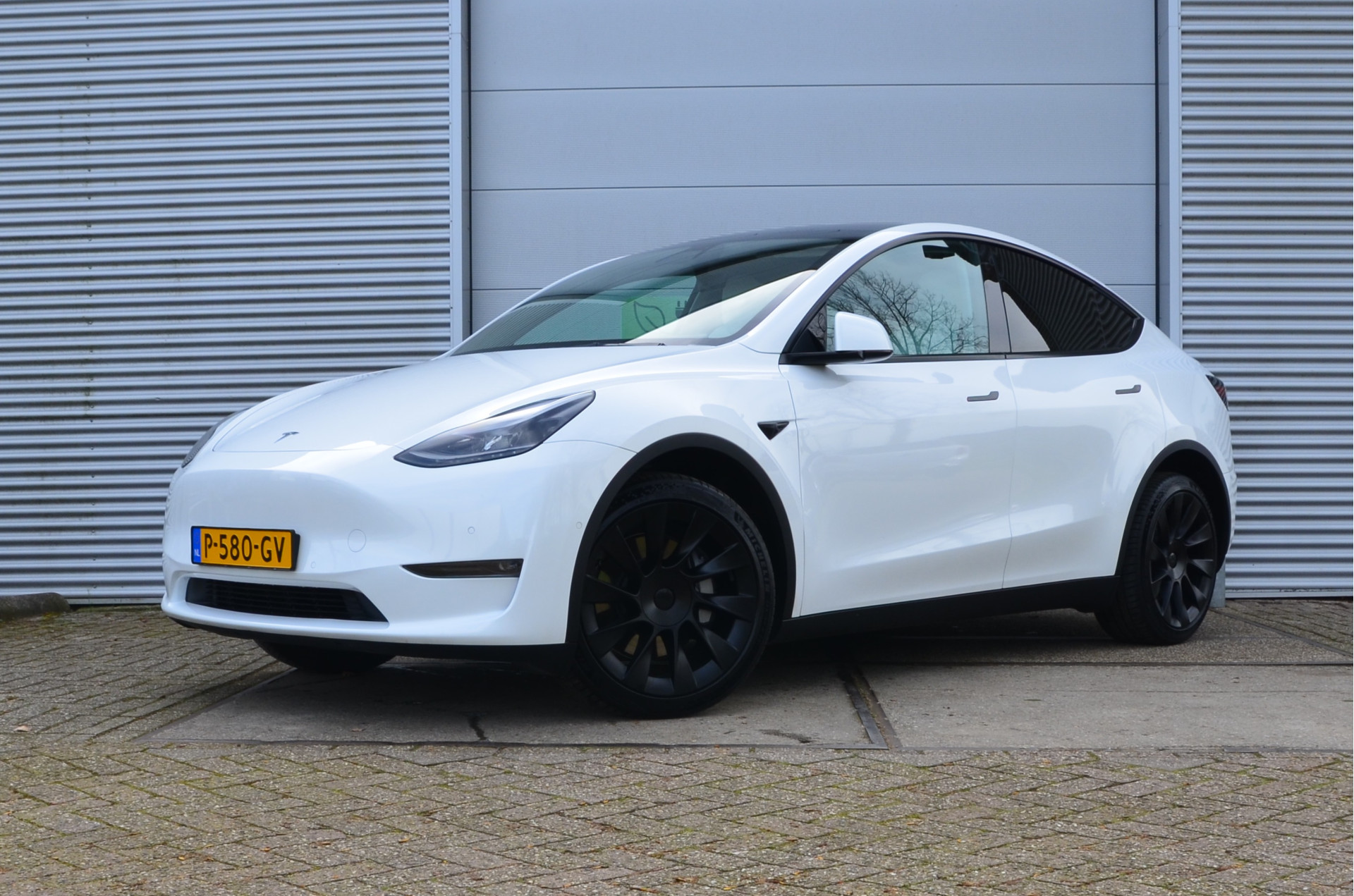 Tesla Model Y Long Range 75 kWh PDC, AutoPilot, Rijklaar prijs bij viaBOVAG.nl