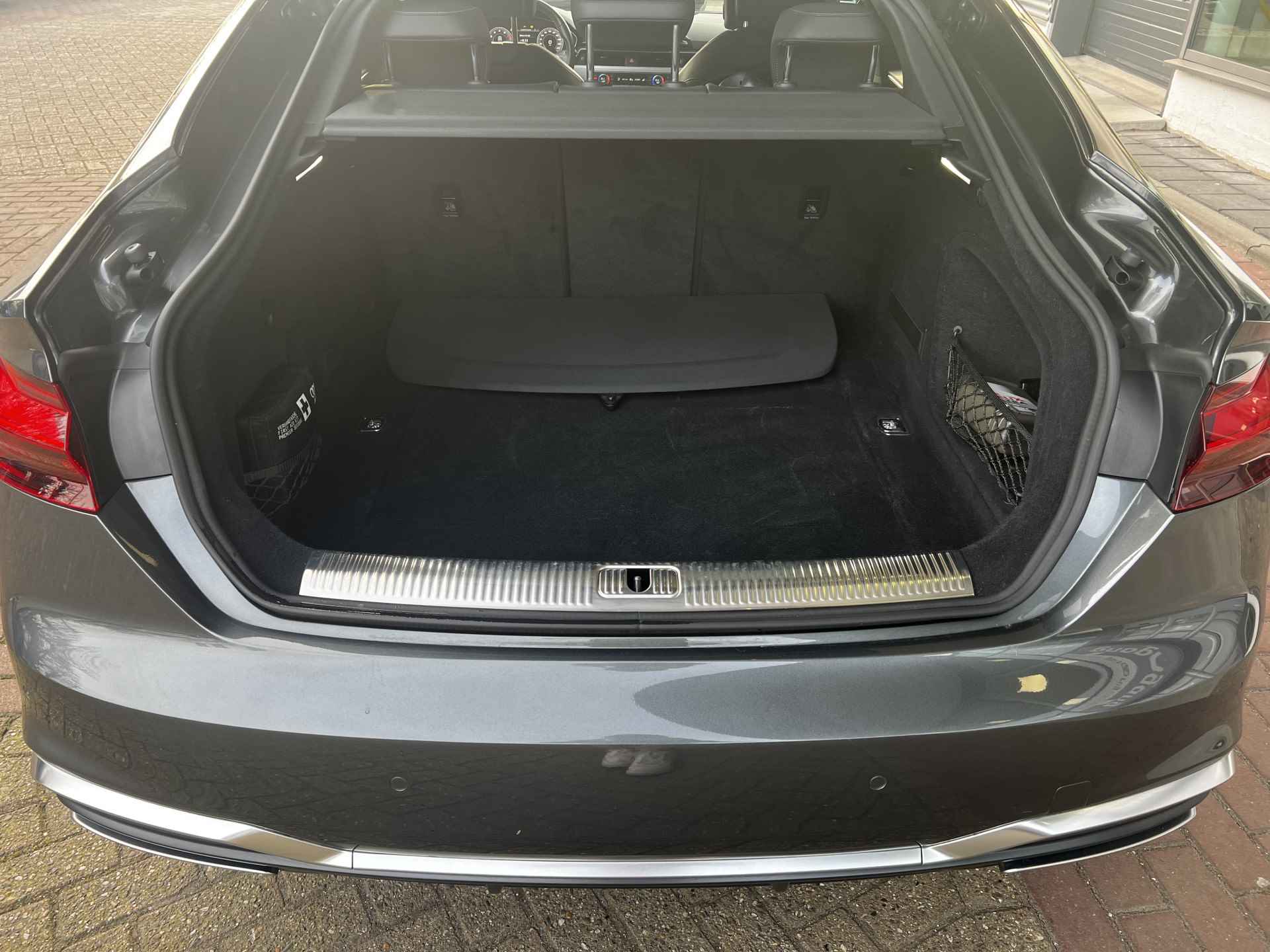 Audi A5 Sportback 40 TFSI S edition AUT/ Metallic/ 190 PK/ Digitale cockpit / Led/ Panoramadak/ S line Int. + Ext./ Elec. Achterklep./ Camera/ Parkeersensoren/  18 lmv - 5/33