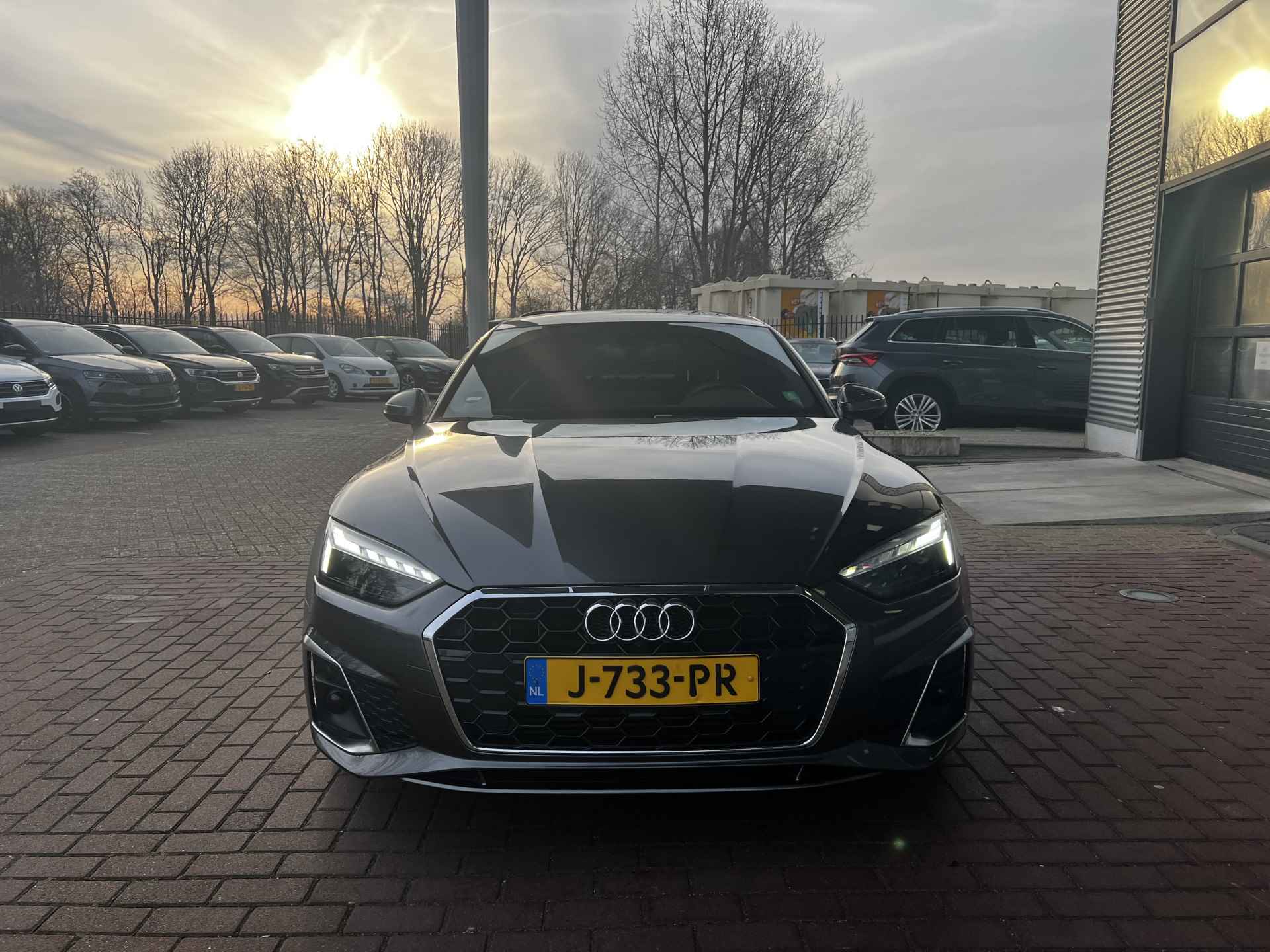 Audi A5 Sportback 40 TFSI S edition AUT/ Metallic/ 190 PK/ Digitale cockpit / Led/ Panoramadak/ S line Int. + Ext./ Elec. Achterklep./ Camera/ Parkeersensoren/  18 lmv - 31/33