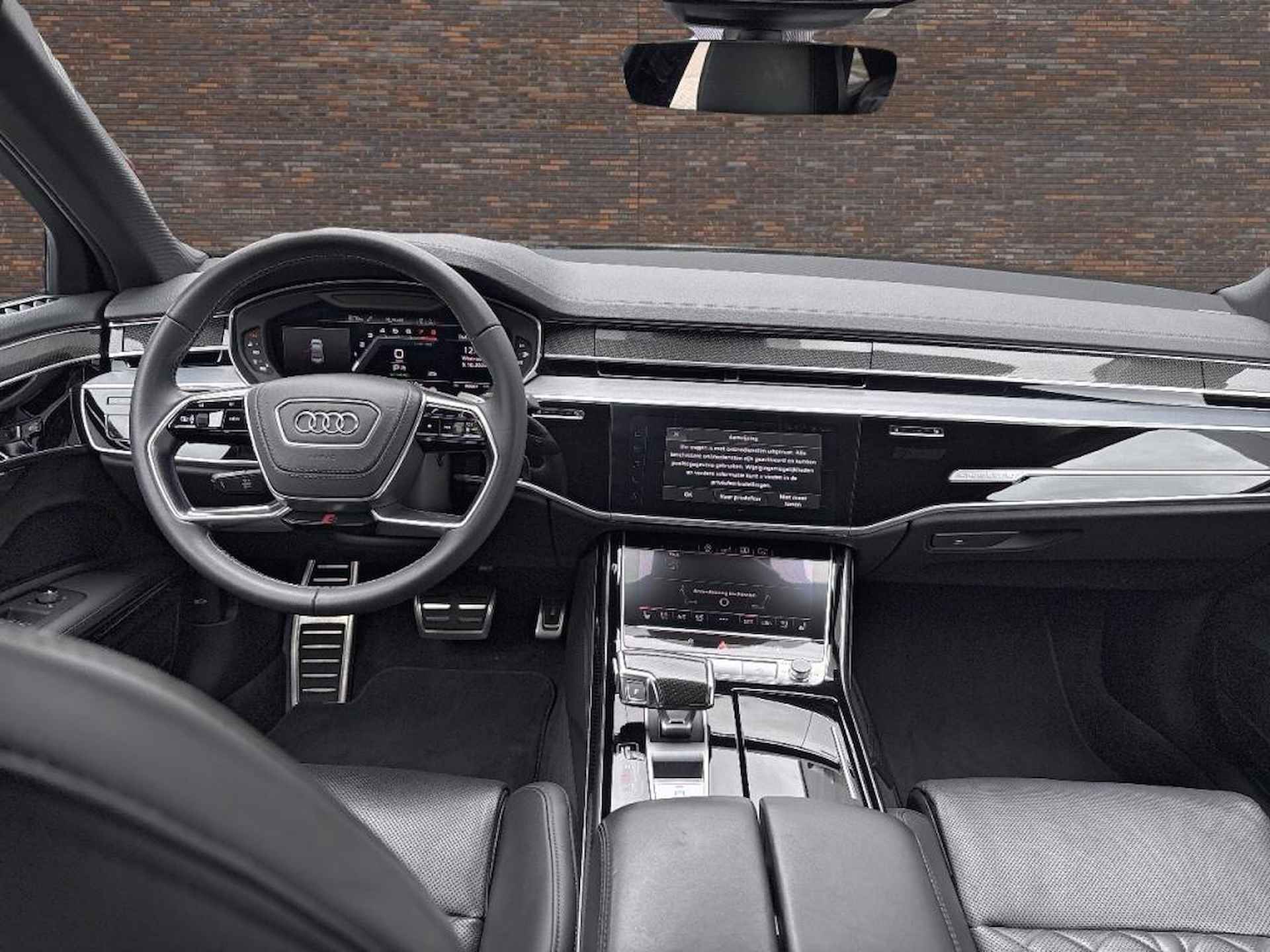 Audi A8 4.0 TFSI S8 Quattro - 14/51