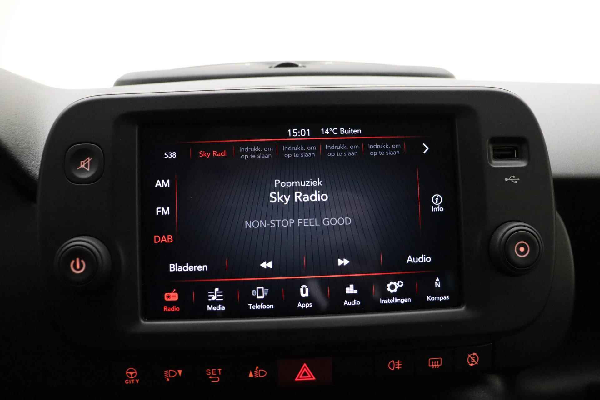 Fiat Panda 1.0 Hybrid City Life | Navigatie via Apple Carplay | Dakrails | DAB radio | 5 Zitplaatsen | Airco | Hoge instap - 18/27