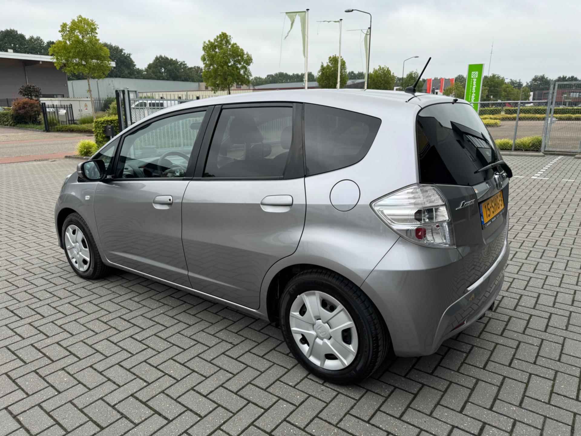 Honda Jazz 1.4 Hybrid Business Mode - 8/31