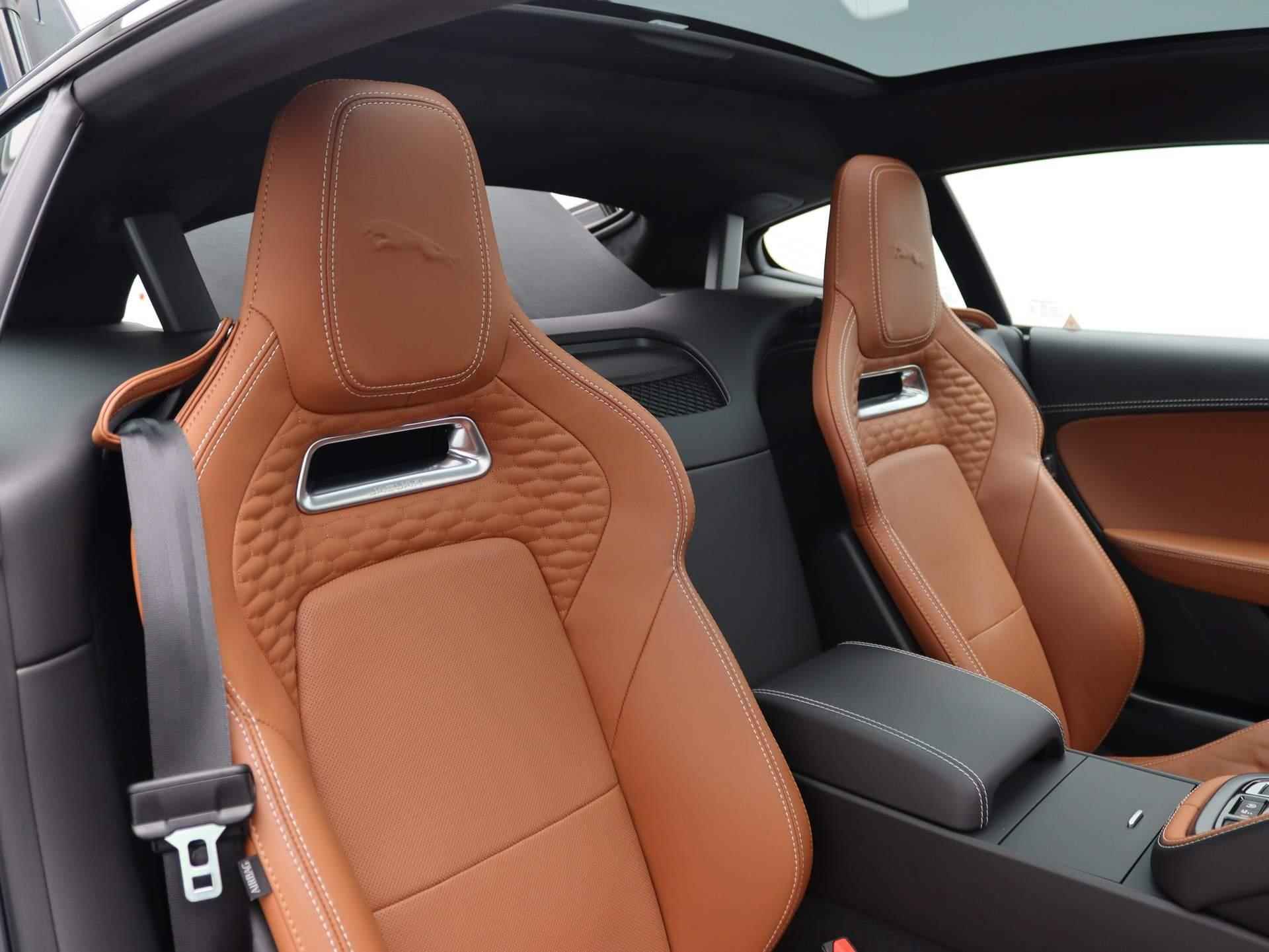 Jaguar F-TYPE P300 R-Dynamic | NP 124.531,- | Panorama Dak | Performance Remmen + Seats | Blind Spot Assist |  Kleppenuitlaat af-fabriek | Stoelverwarming + Koeling - 21/48