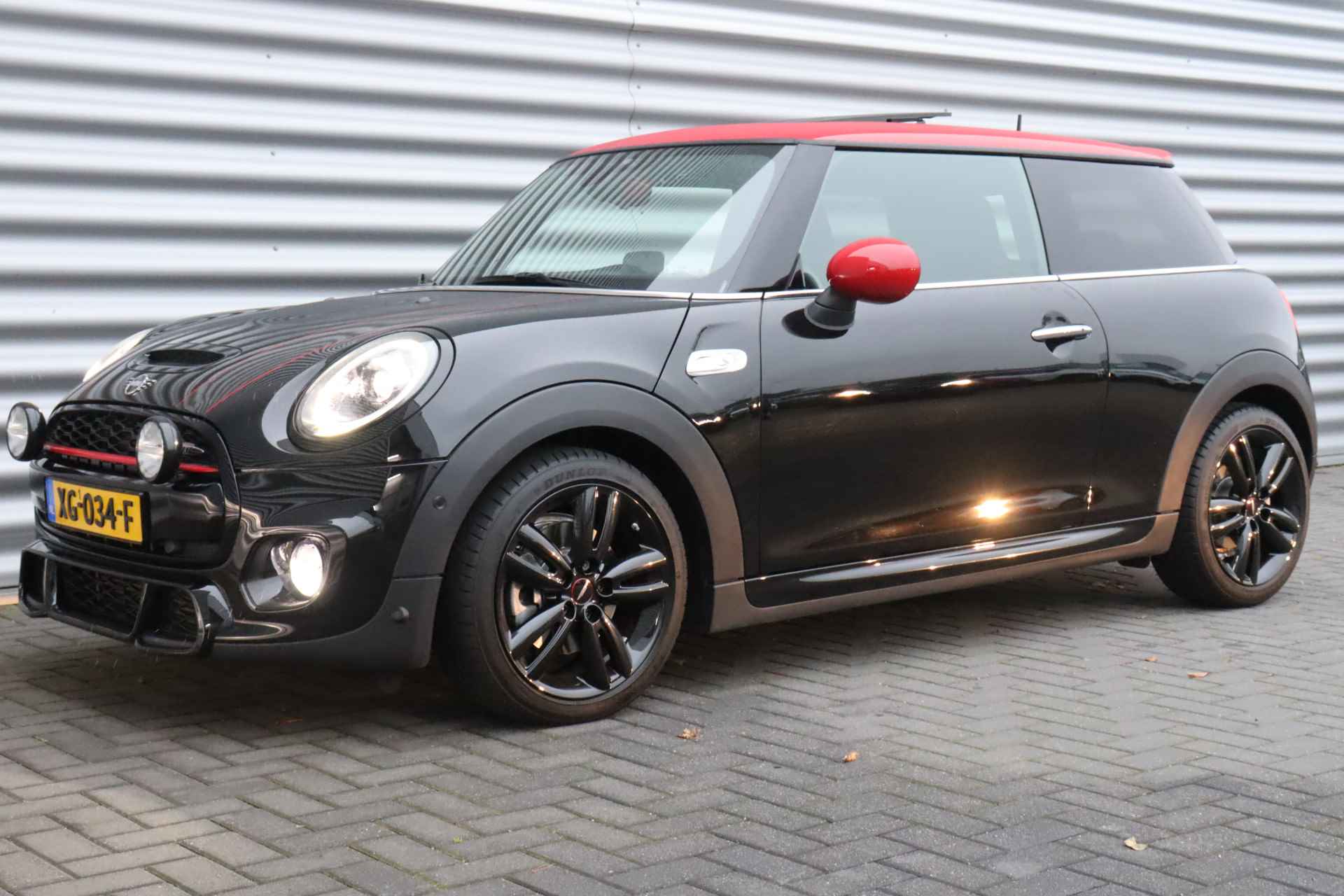 MINI Cooper S 2.0 192PK KNIGHTSBRIDGE EDITION JCW AUTOMAAT / NAVI / LEDER / CLIMA / FULL-LED / PDC / 17" LMV / KEYLESS / PANO. DAK / HARMANN - 6/37