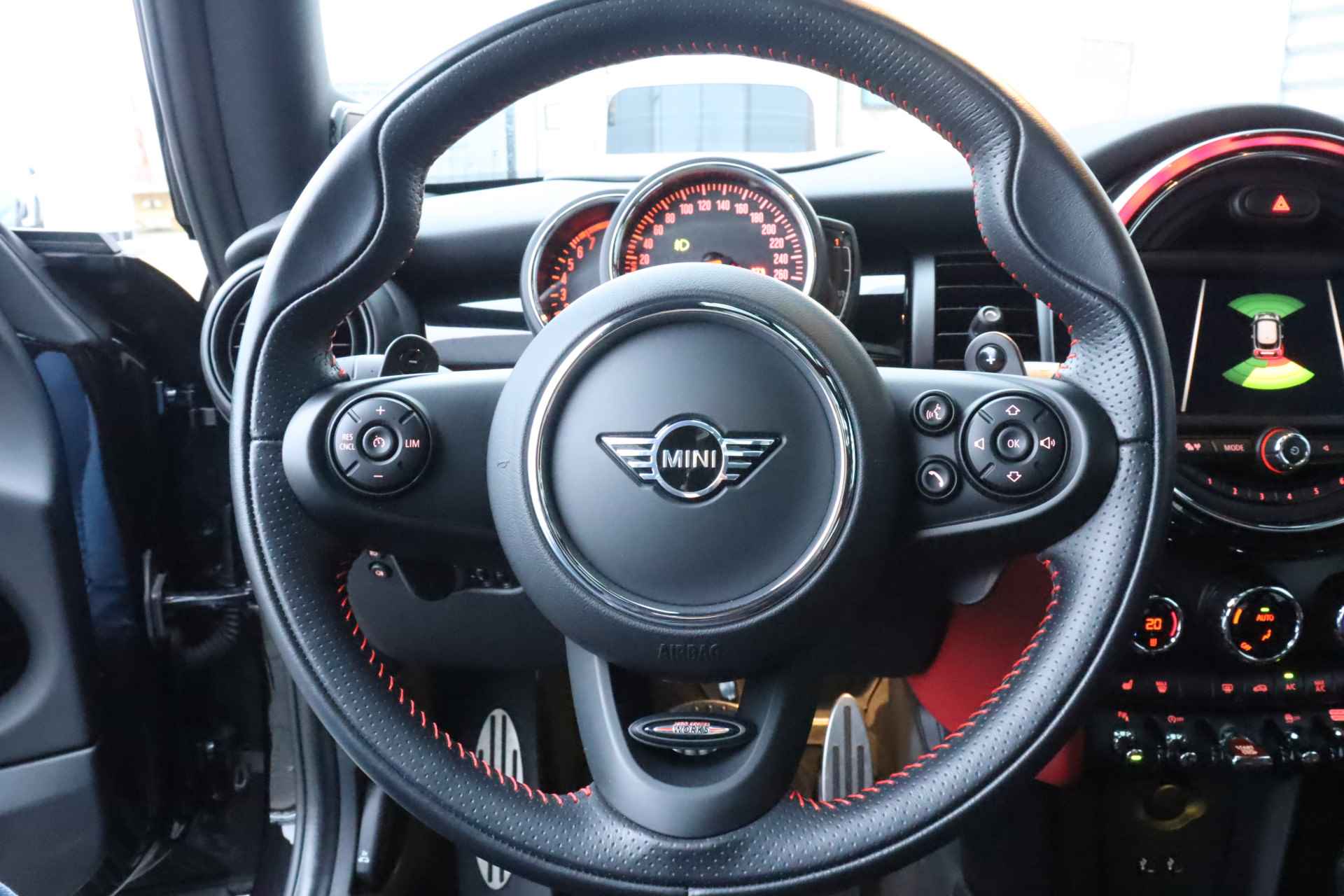 MINI Cooper S 2.0 192PK KNIGHTSBRIDGE EDITION JCW AUTOMAAT / NAVI / LEDER / CLIMA / FULL-LED / PDC / 17" LMV / KEYLESS / PANO. DAK / HARMANN - 28/37