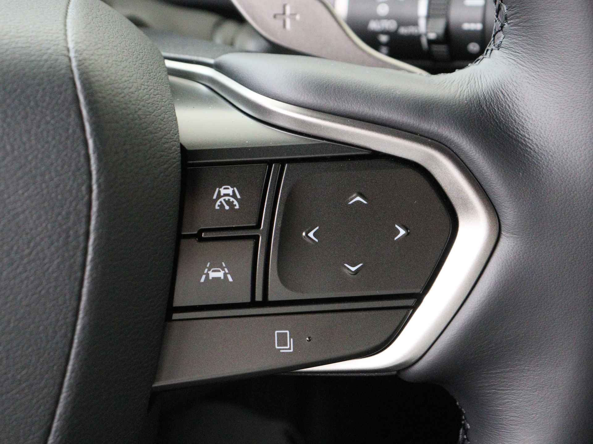 Lexus LBX Cool 2WD | Mark Levinson | Head Up Display | Memory Seat | - 20/57