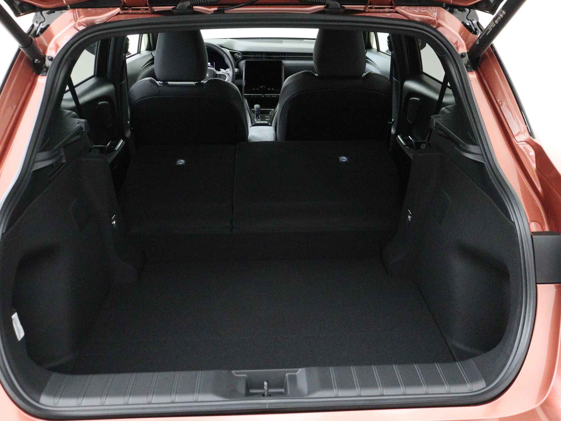 Lexus LBX Cool 2WD | Mark Levinson | Head Up Display | Memory Seat | - 32/57