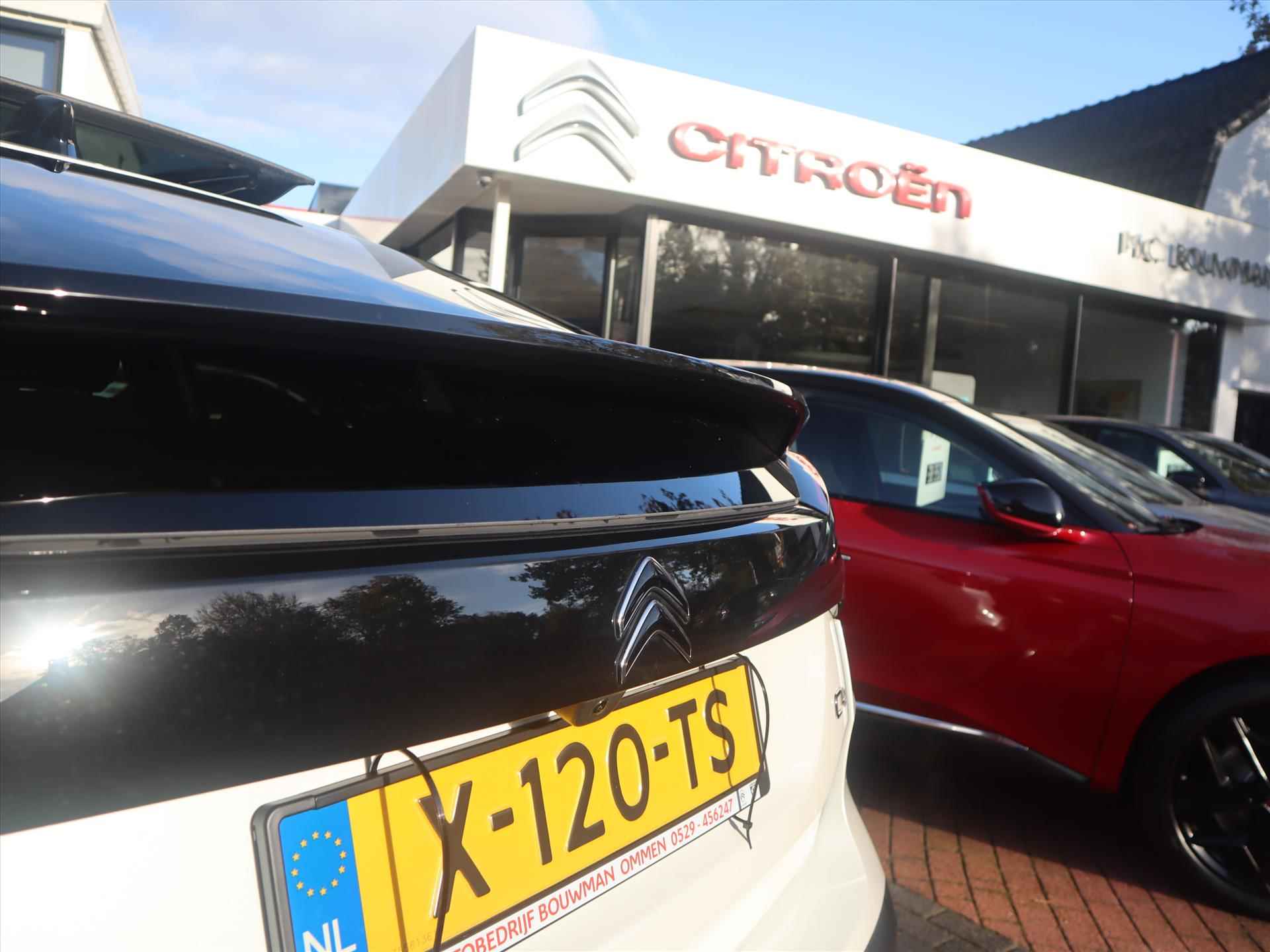 Citroen C4 PureTech 130PK S&S EAT8 Automaat Max, Rijklaarprijs | Panoramadak | Leder | Navigatie | 360 Camera - 51/68