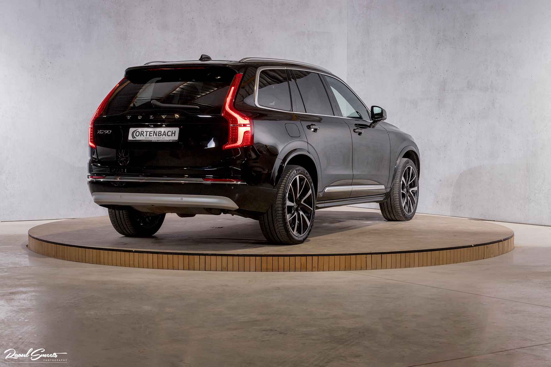 Volvo XC90 2.0 T8 Recharge AWD Inscription Expression | Apple Carplay | Adaptieve cruise | Panorama dak | Harmann kardon | - 4/61