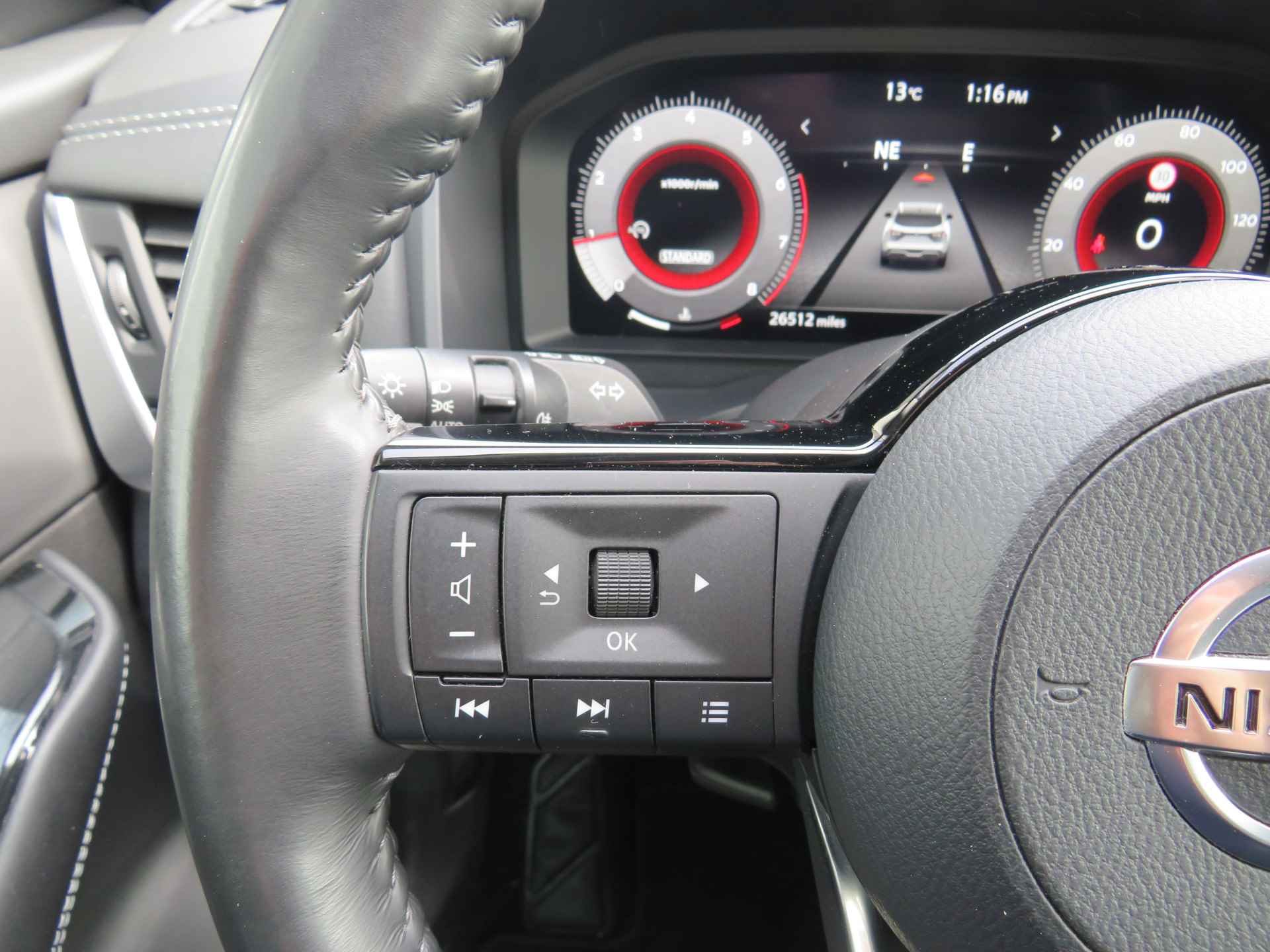 Nissan QASHQAI 1.3 MHEV Premiere Ed. navi/clima/18"LM /camera/trekhaak/cruise - 12/32