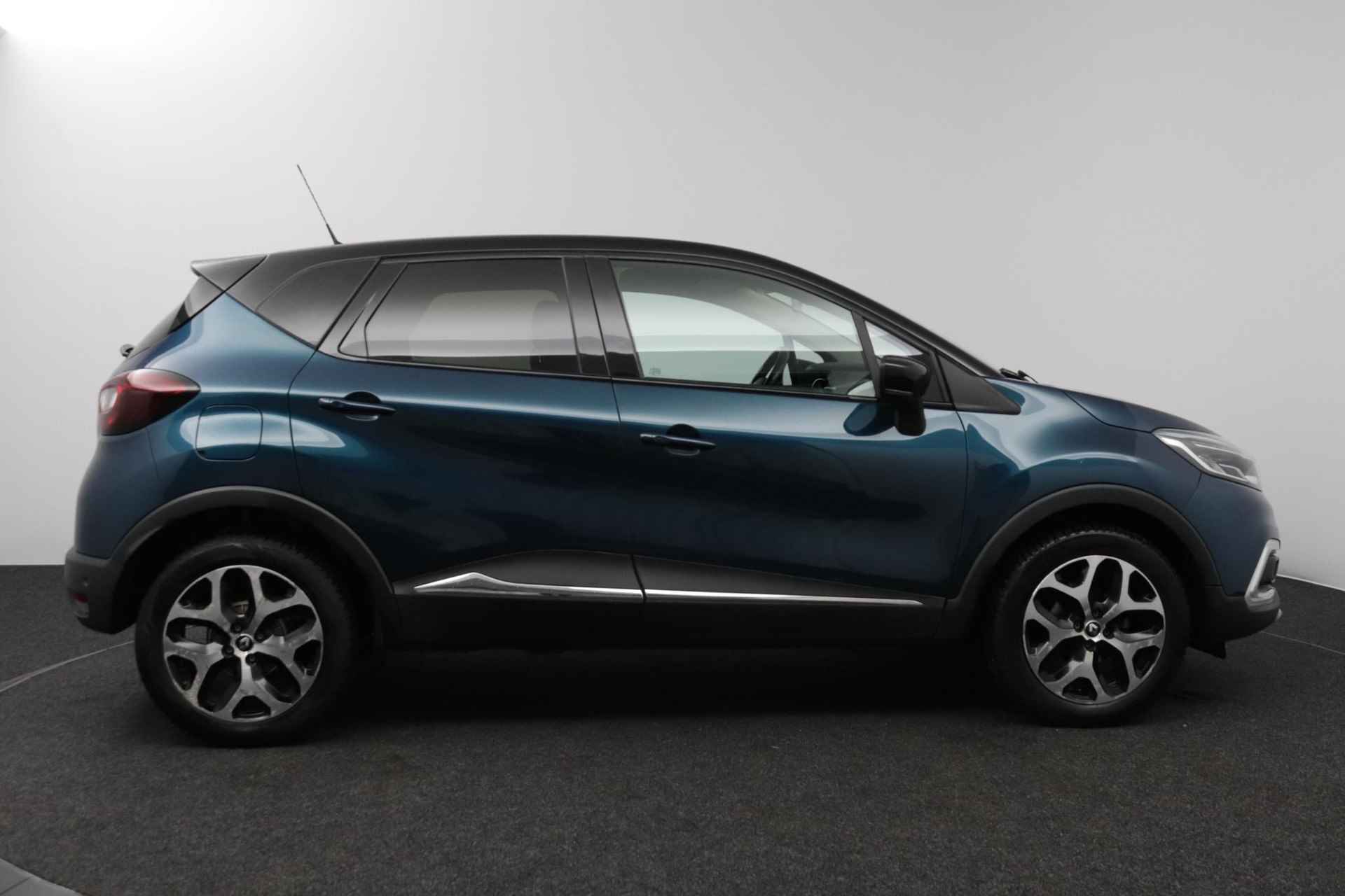 Renault Captur 0.9 TCe Intens | Navigatie | Climate Control | Camera | - 8/37