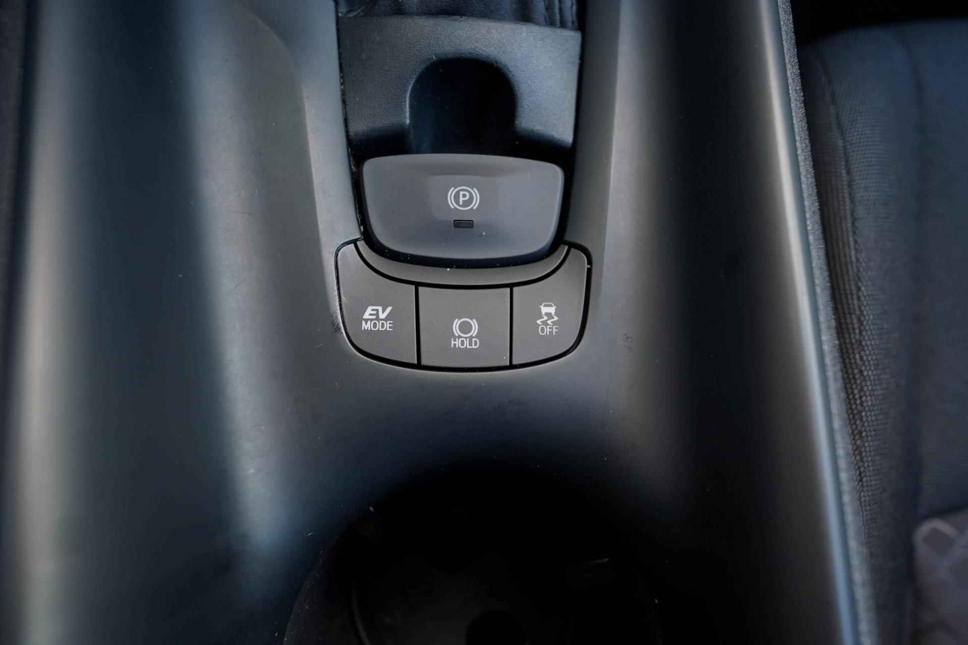 Toyota C-HR 1.8 Hybrid Dynamic Business Plus Camera Carplay - 25/39