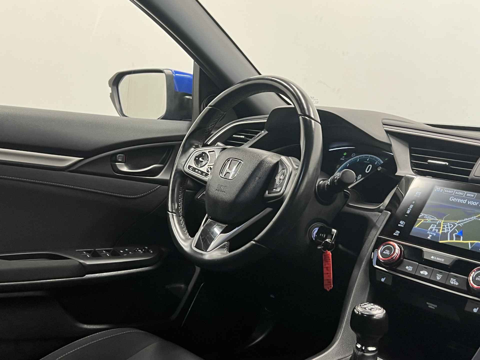 Honda Civic 1.0 i-VTEC Elegance | NAVIGATIE | STOELVERWARMING | CAMERA | PARKEERSENSOREN | - 33/41